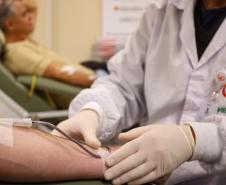 Com queda nas doações, Hemepar solicita com urgência sangue do tipo O
