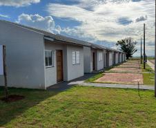 Novos residenciais beneficiam 237 famílias em Londrina e Santa Cruz de Monte Castelo