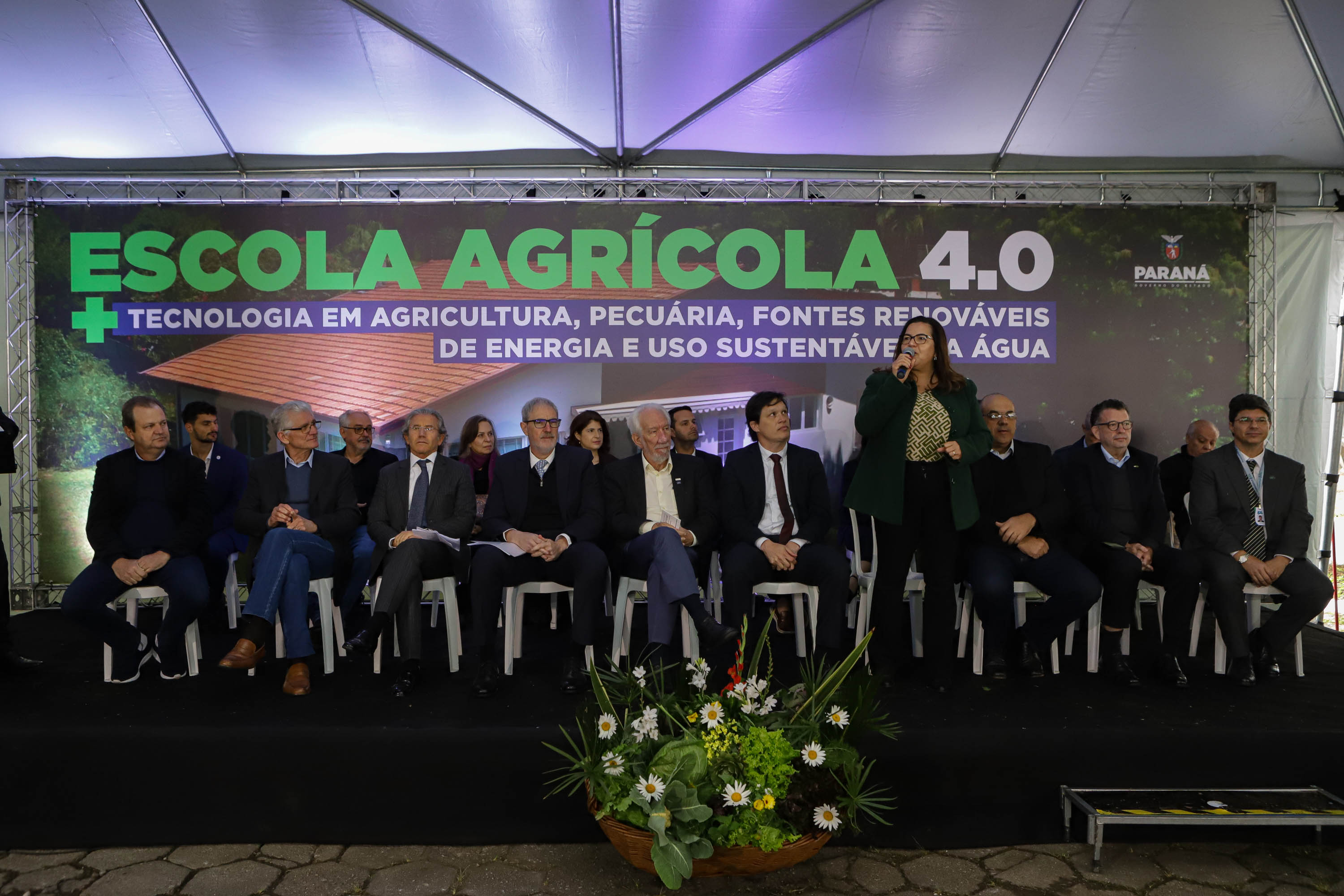 Pinhais, 01 de novembro de 2022 - Evento de entrega de veículos, benfeitorias e formalização de parceria com o governo israelense que aconteceu no Colégio Agricola Nilton Freire Maia.