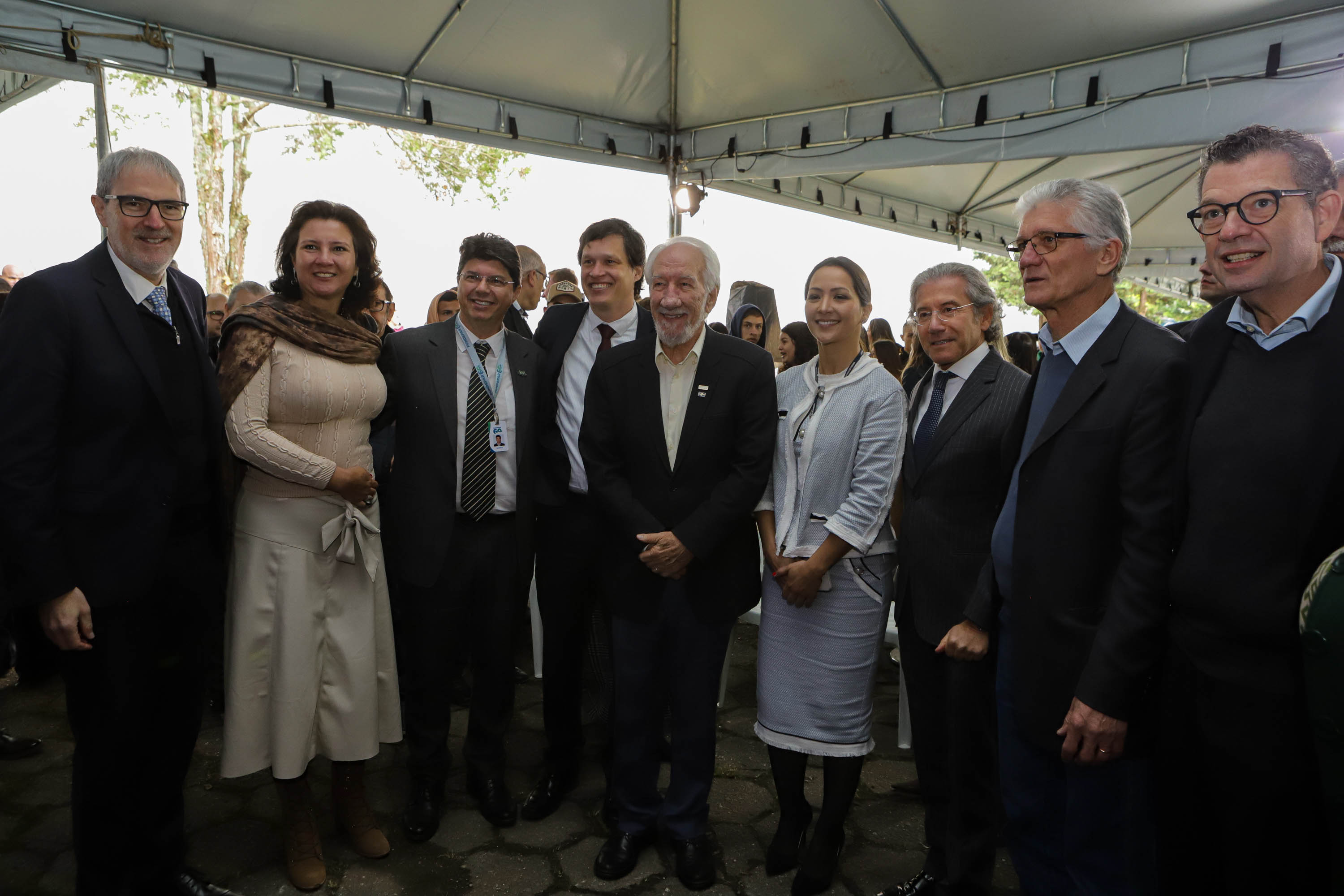 Pinhais, 01 de novembro de 2022 - Evento de entrega de veículos, benfeitorias e formalização de parceria com o governo israelense que aconteceu no Colégio Agricola Nilton Freire Maia.