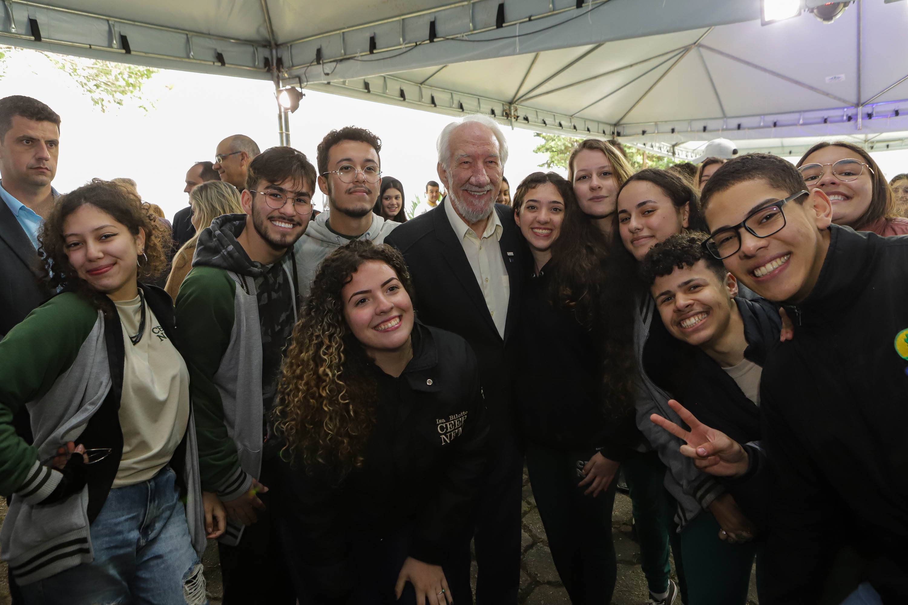Pinhais, 01 de novembro de 2022 - Evento de entrega de veículos, benfeitorias e formalização de parceria com o governo israelense que aconteceu no Colégio Agricola Nilton Freire Maia.