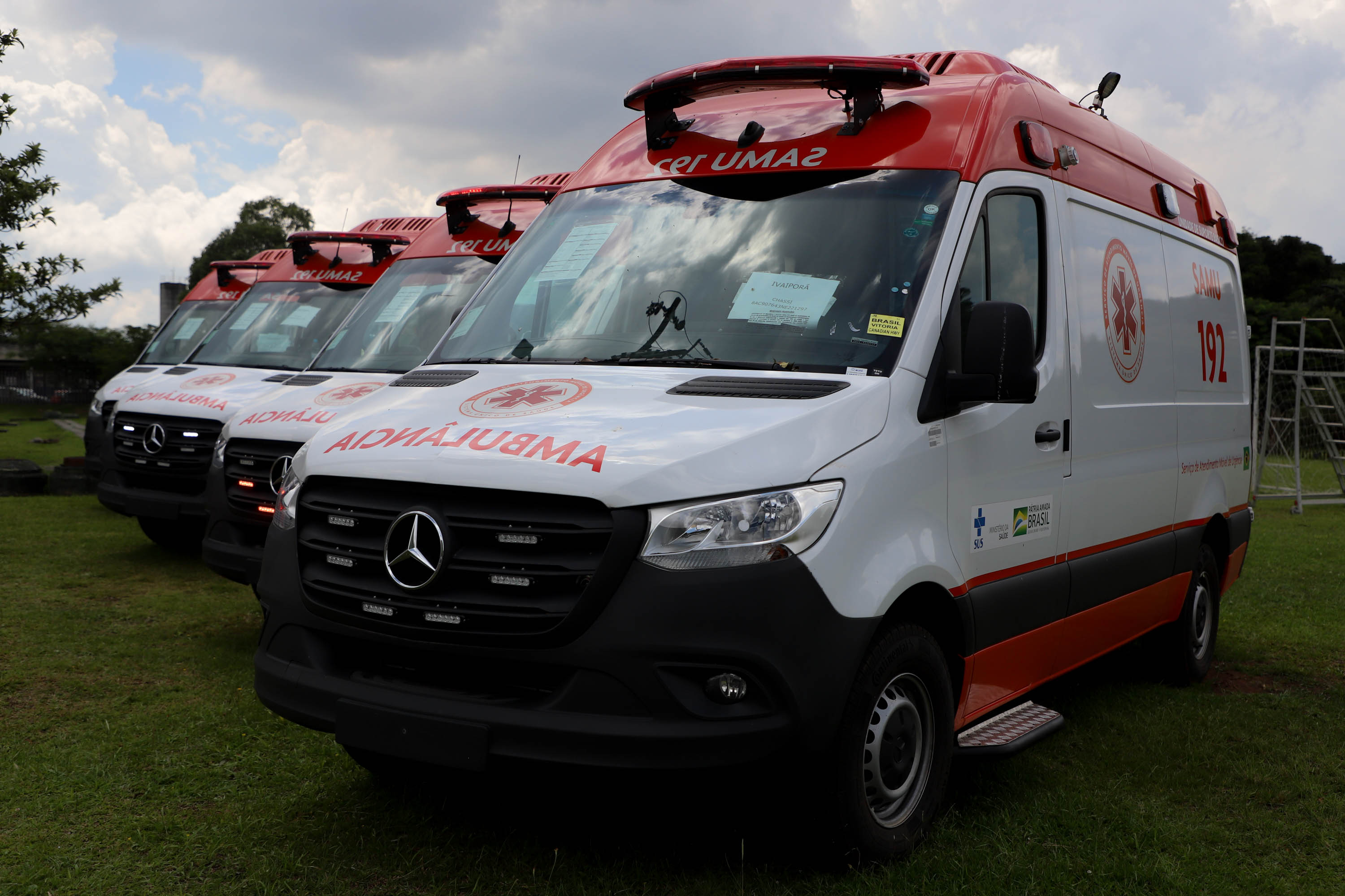 Municípios recebem ambulâncias do Samu e 93 câmaras frias para armazenamento de vacinas