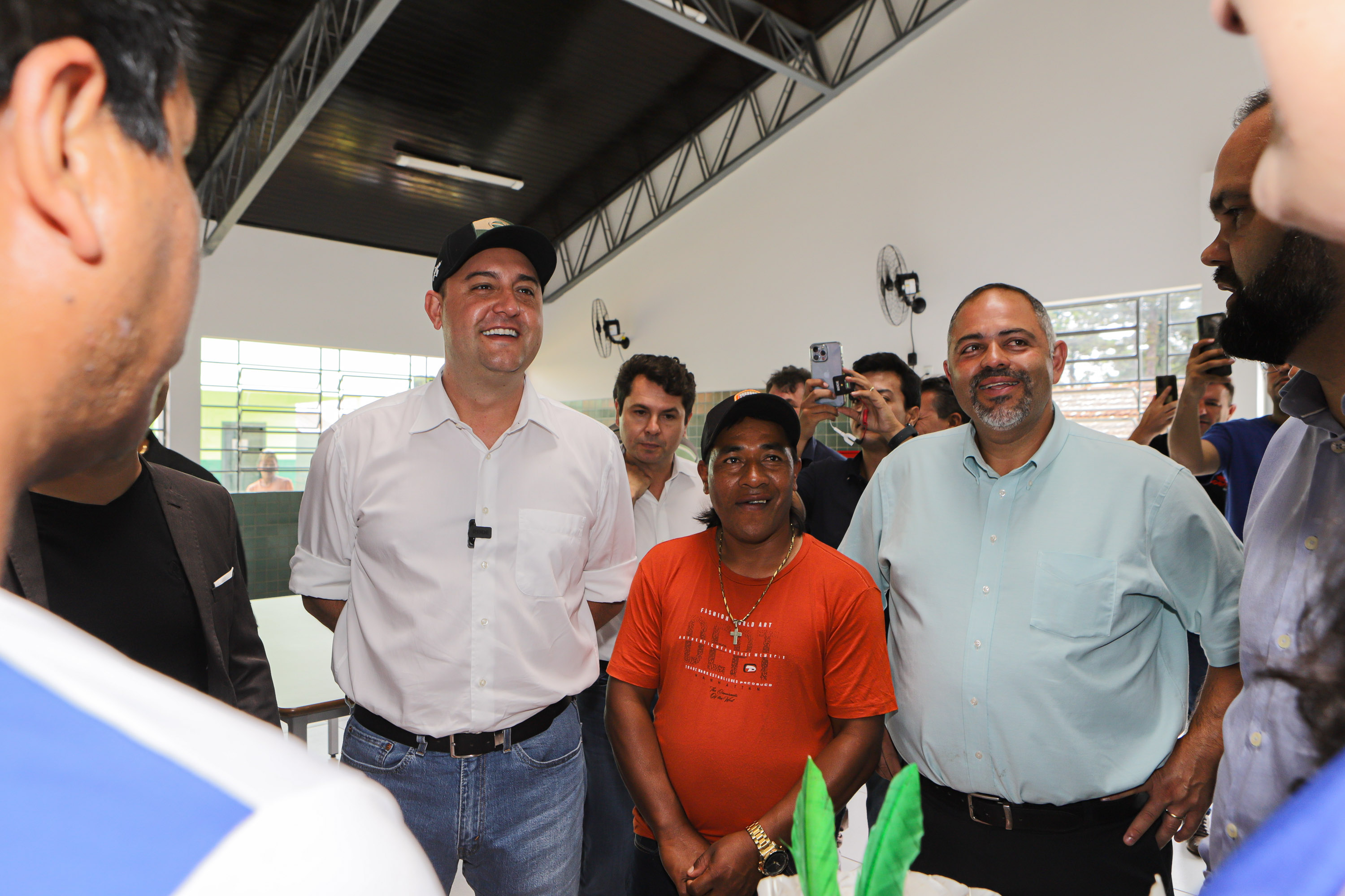 Manoel Ribas, 02 de fevereiro do 2023 - O governador Carlos Massa Ratinho Junior entregou na manhã desta quinta-feira as obras de ampliação no Colégio Estadual Indígena Cacique Gregório Kaekchot, na terra indigina Ivaí.