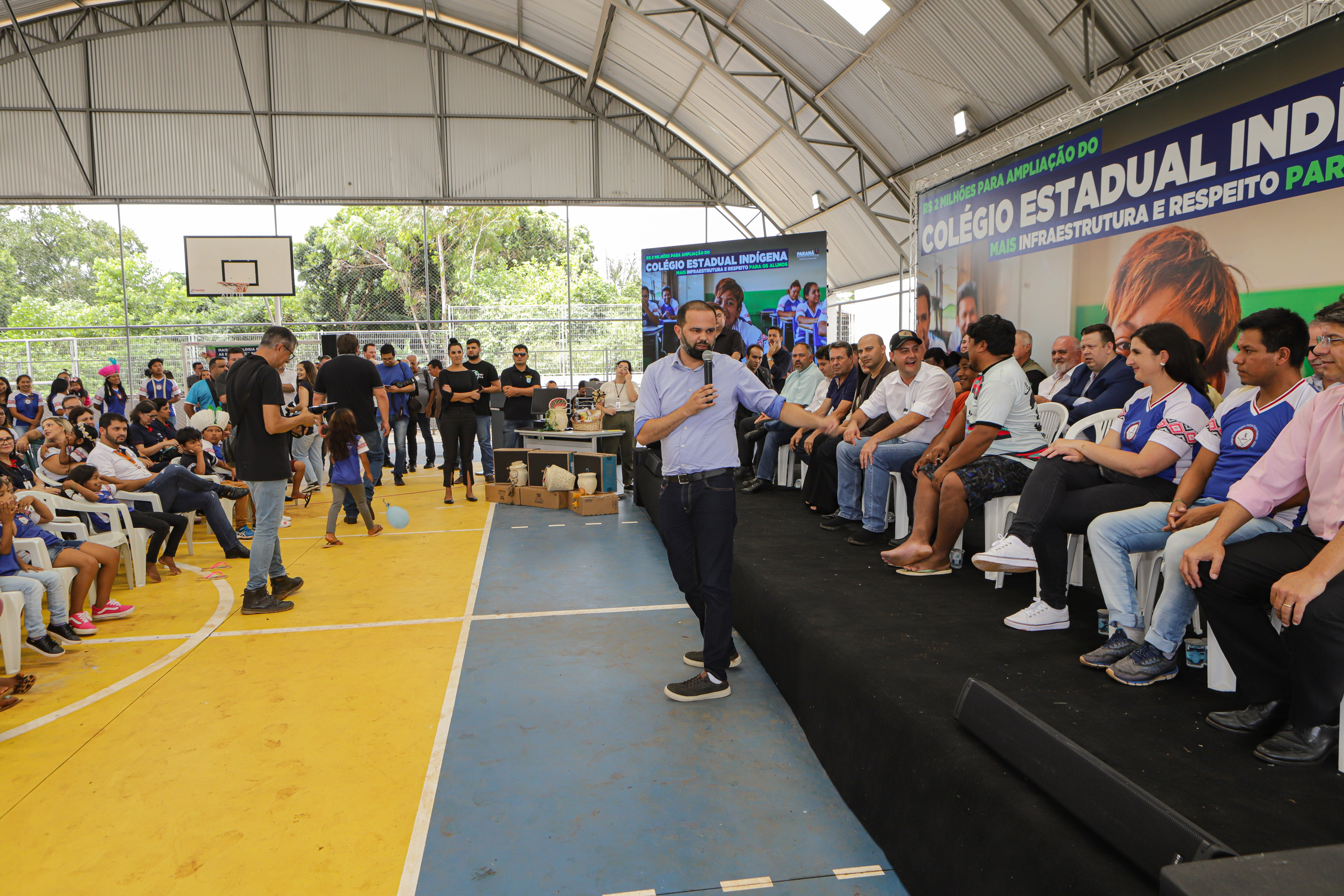 Manoel Ribas, 02 de fevereiro do 2023 - O governador Carlos Massa Ratinho Junior entregou na manhã desta quinta-feira as obras de ampliação no Colégio Estadual Indígena Cacique Gregório Kaekchot, na terra indigina Ivaí.