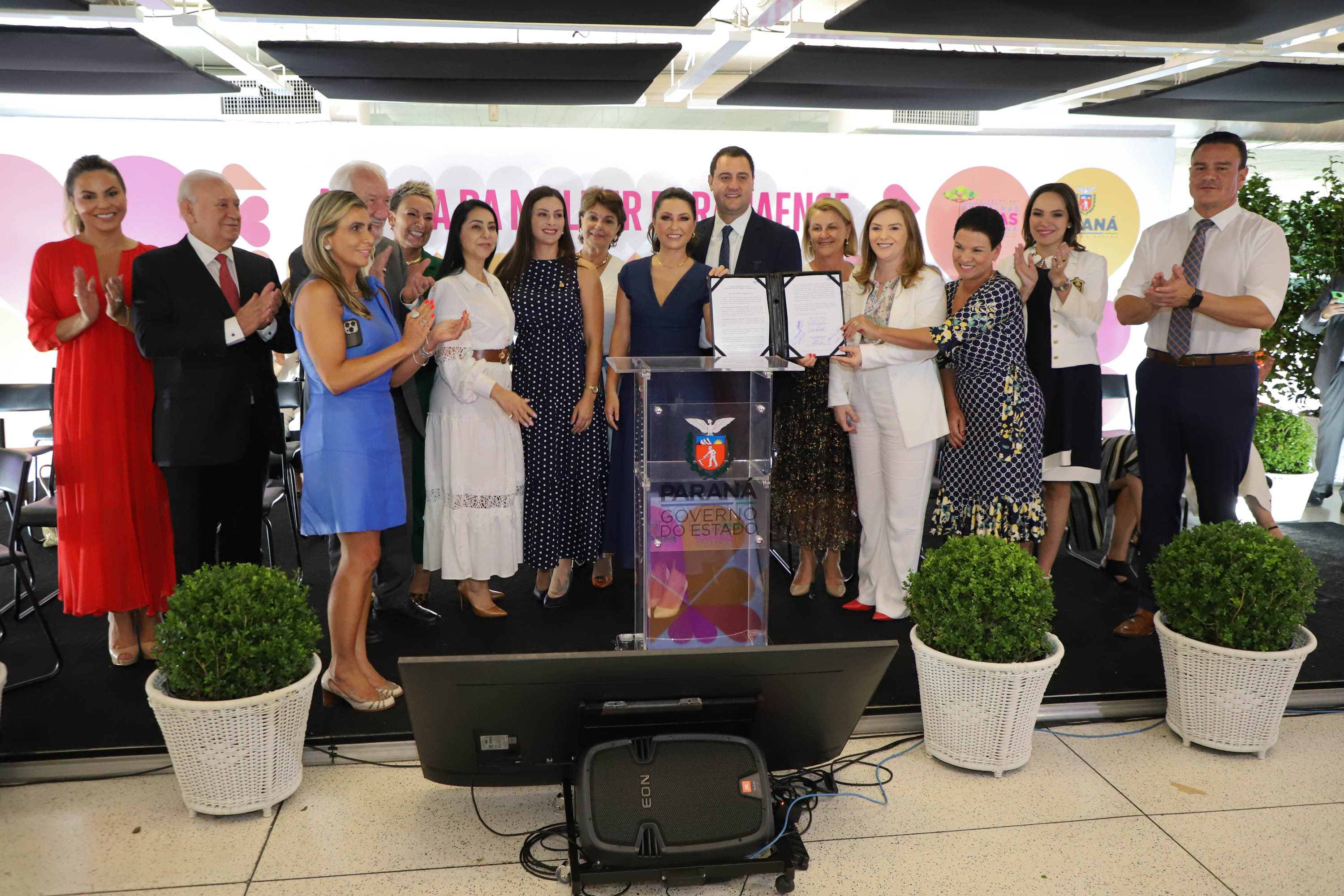 Governador sanciona lei que cria o Fundo Estadual dos Direitos da Mulher