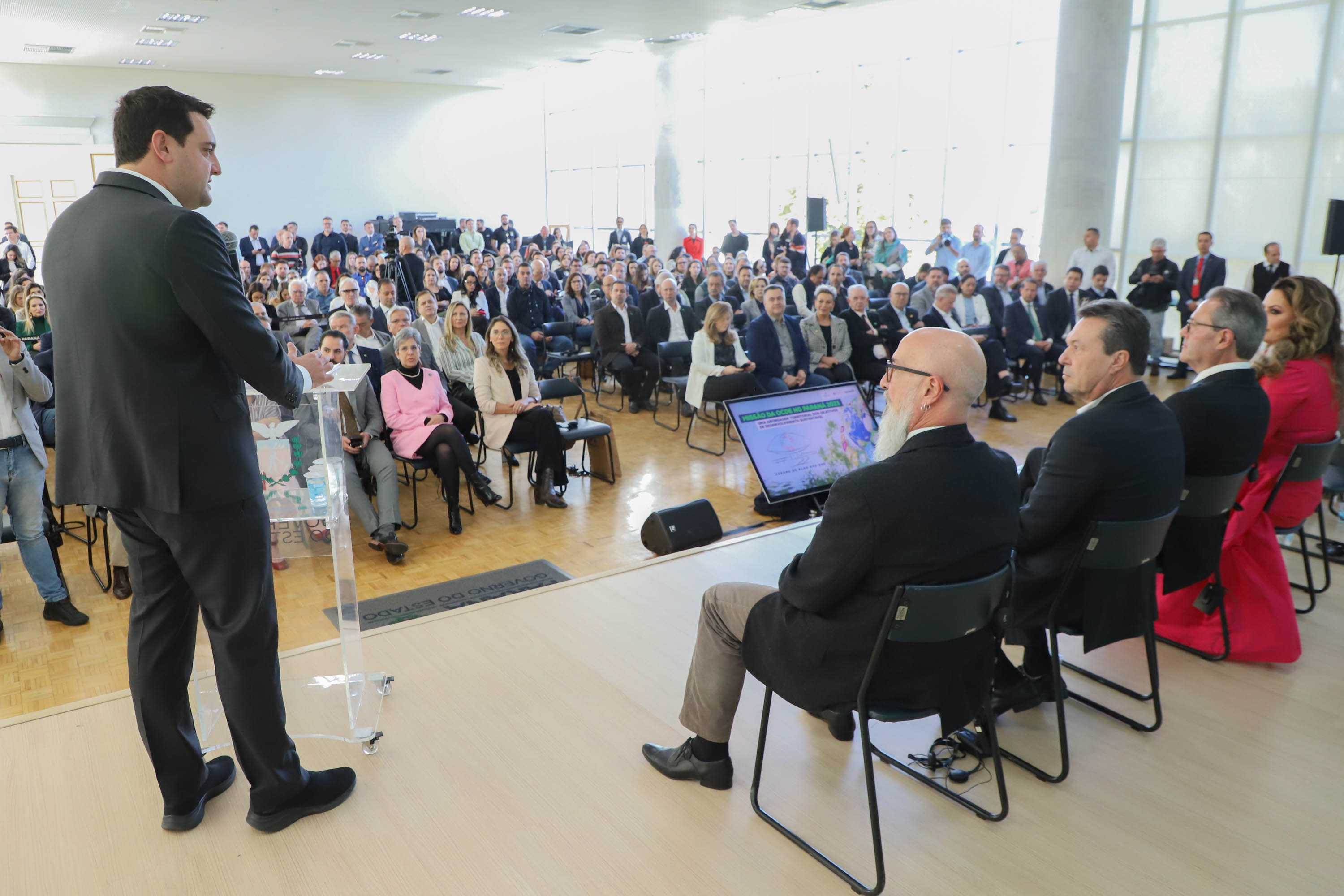 Com foco em ESG, Paraná renova compromisso com OCDE para desenvolvimento sustentável