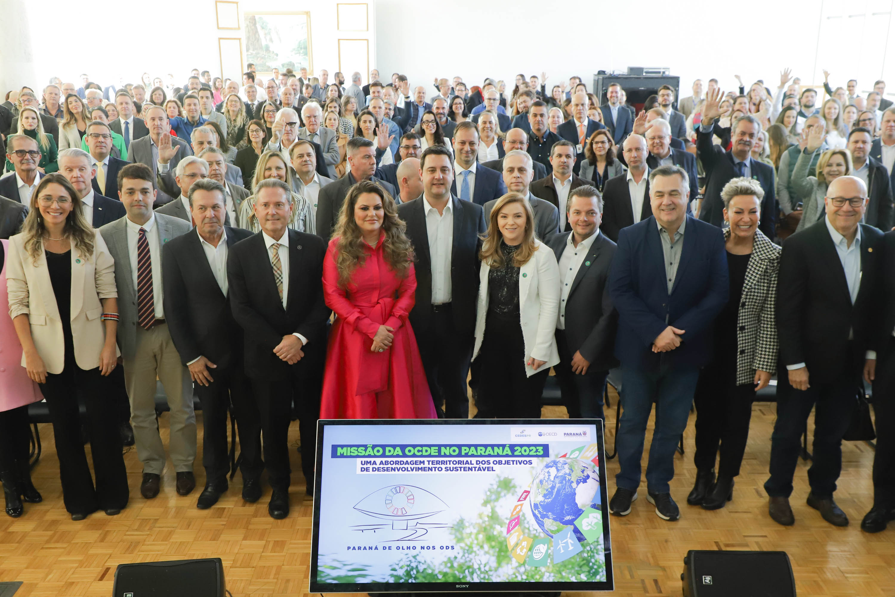 Com foco em ESG, Paraná renova compromisso com OCDE para desenvolvimento sustentável