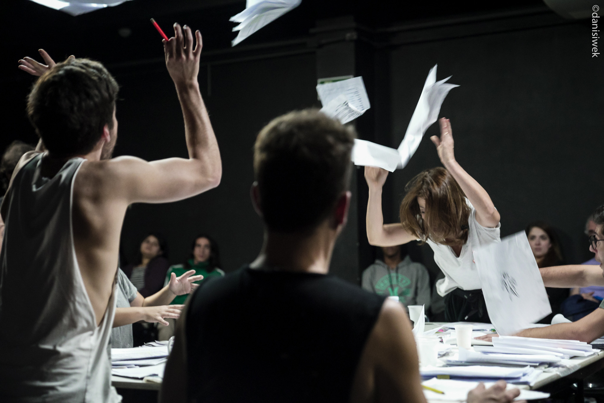 Programação cultural do Paraná tem orquestra regida por maestra, teatro no interior e Leila Pugnaloni