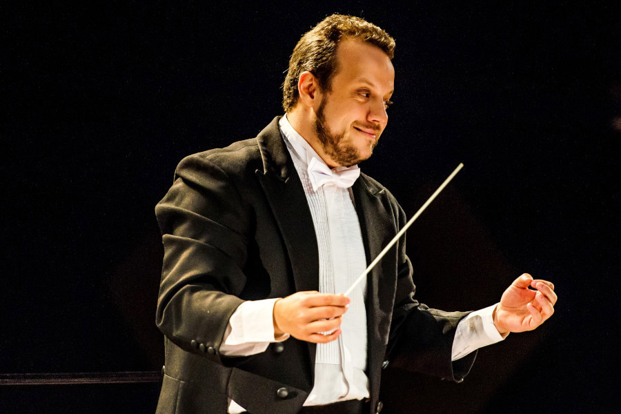 Nova mostra, shows, concerto da OSP e reta final da Flibi enriquecem agenda cultural