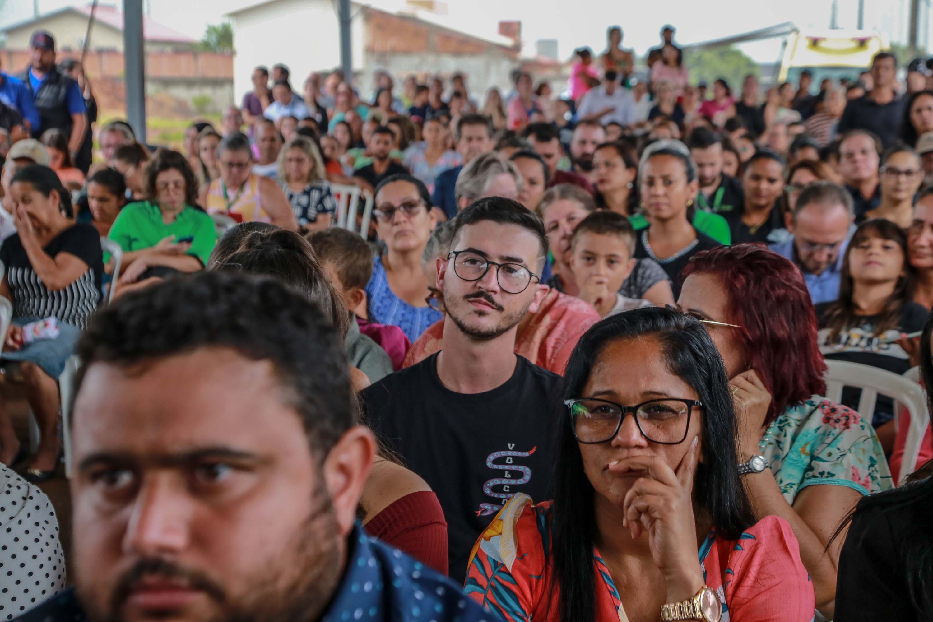 Com subsídio do Estado, 20 famílias de Marilena recebem as chaves da casa própria