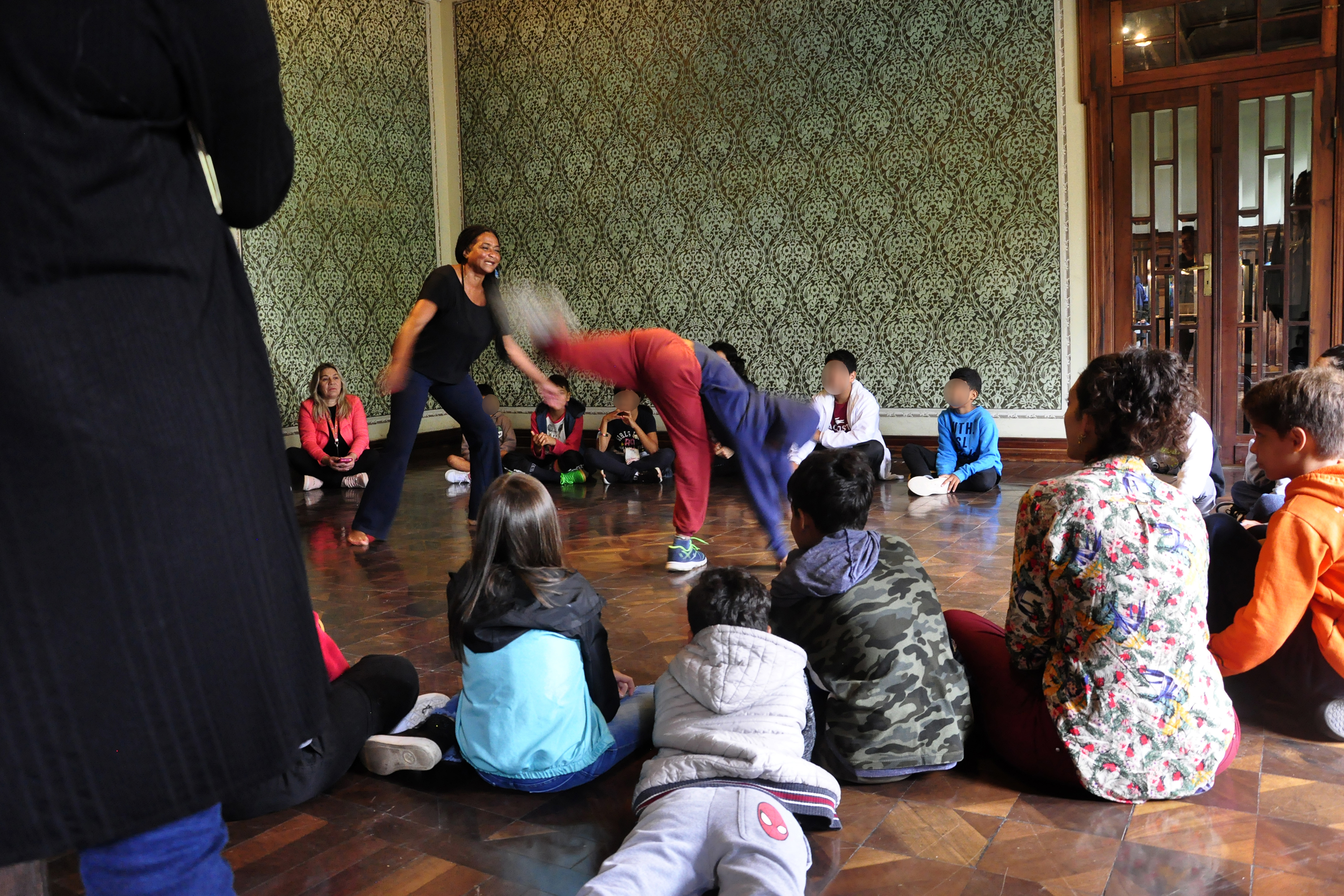 Agenda cultural tem cinema, teatro, inscrições para cursos e despedida de Bispo do Rosário