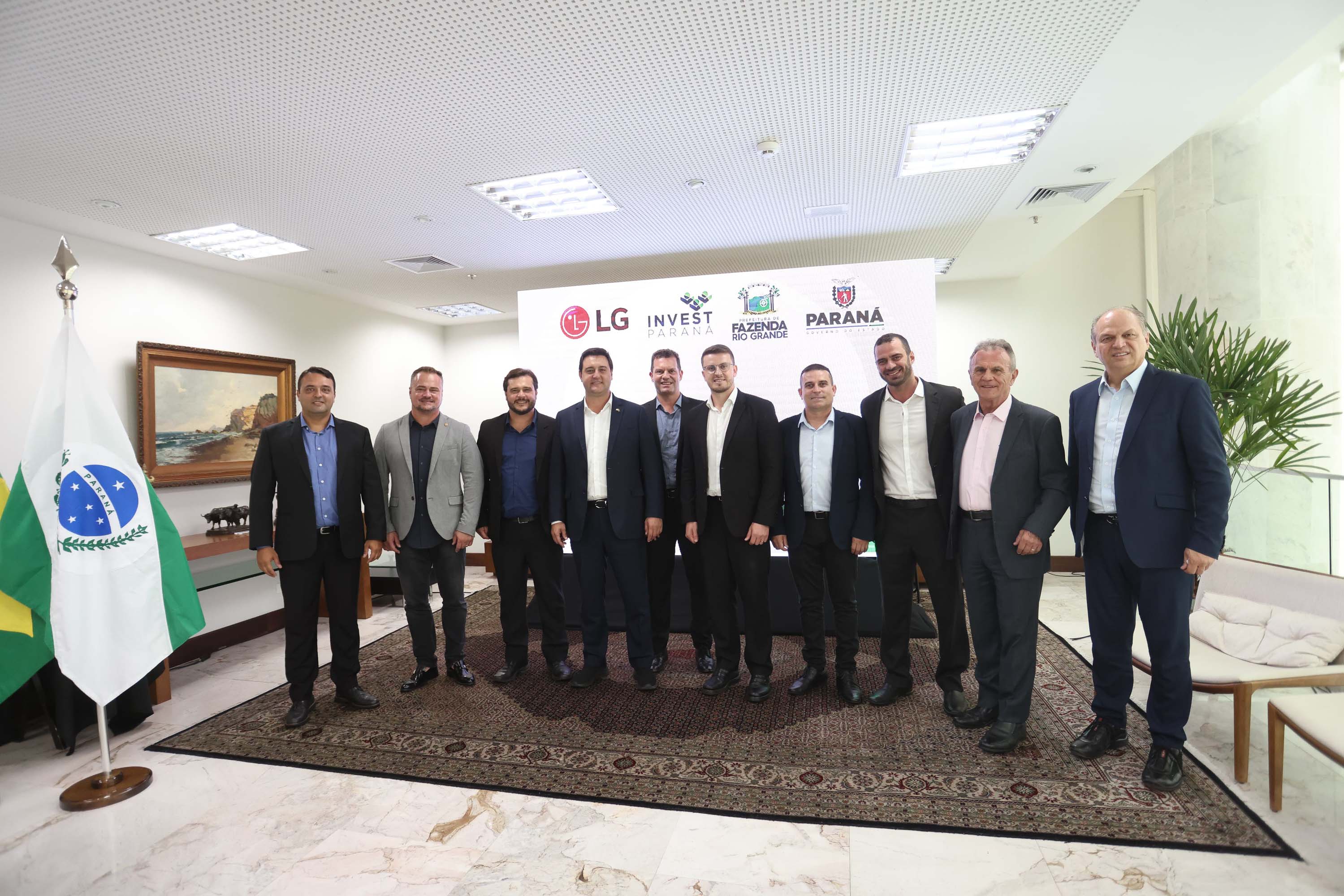 Paraná firma acordo com a LG para receber nova fábrica no Brasil