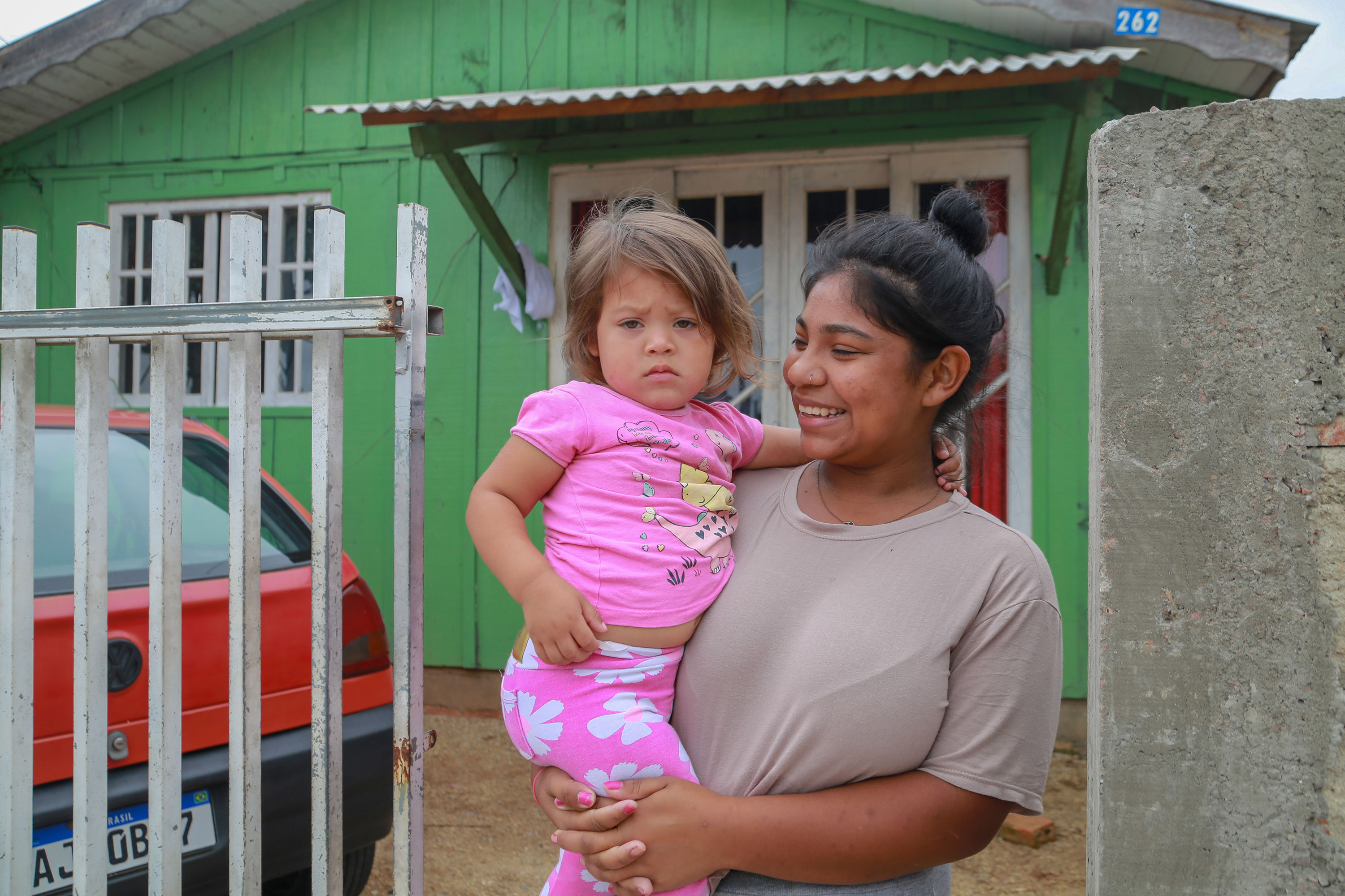 Kauane está ansiosa para colocar a filha na escola nova