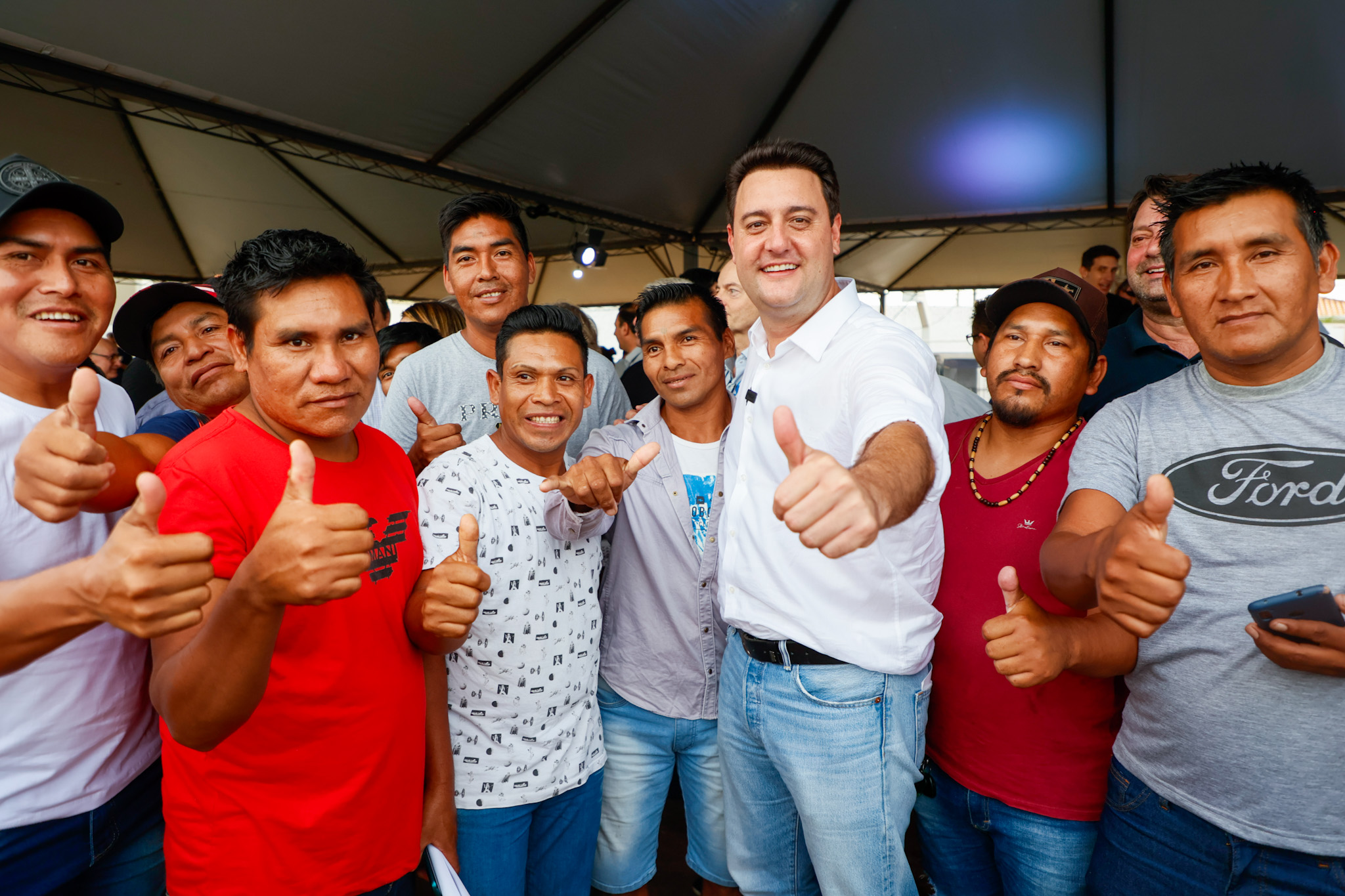 O governador Carlos Massa Ratinho Junior inaugura a Escola de Educação Especial de Nova Laranjeiras, na região Centro-Sul do Paraná.