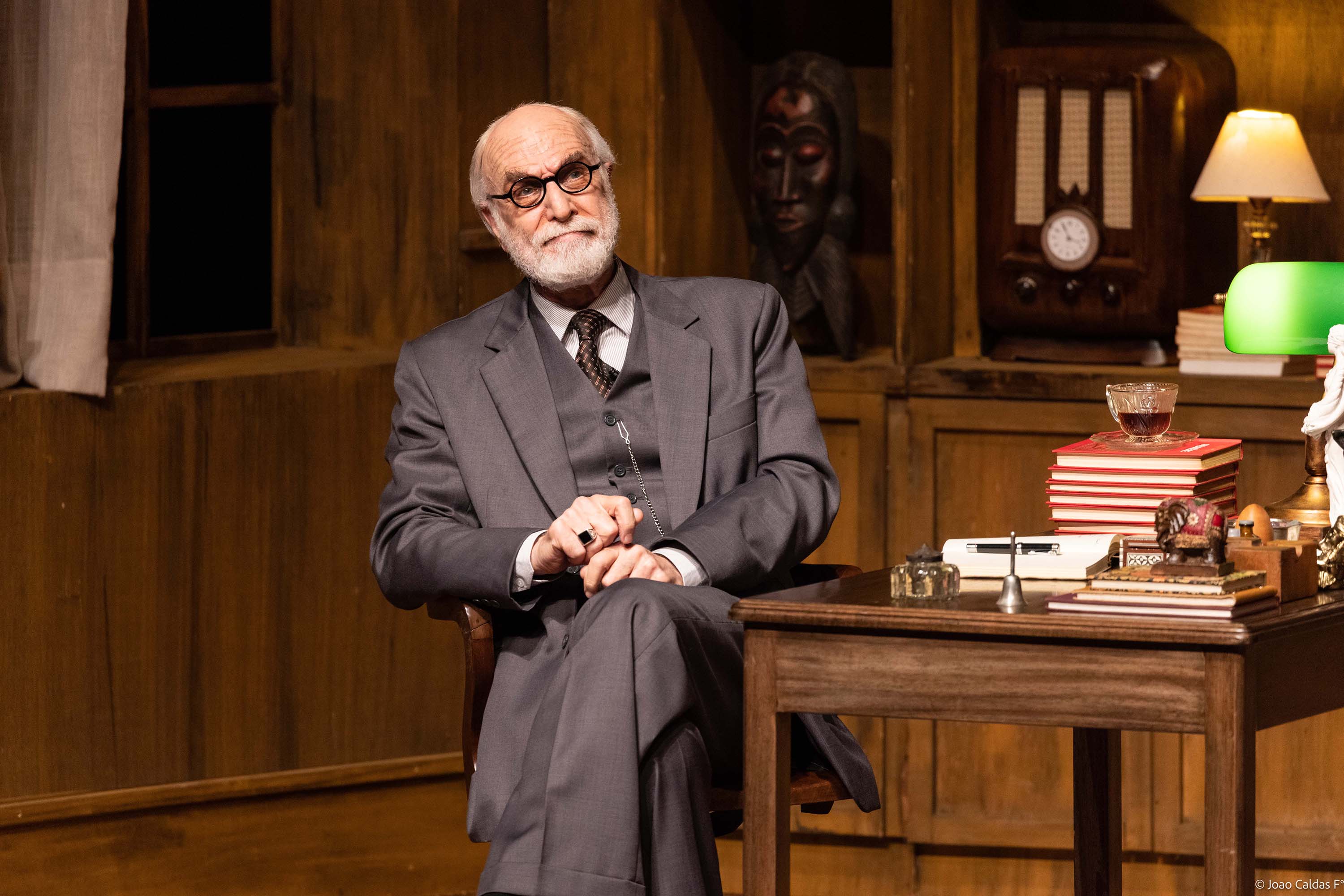 Destaque teatral da semana é o "encontro" entre Sigmund Freud e o escritor, poeta e crítico literário C.S.Lewis. 