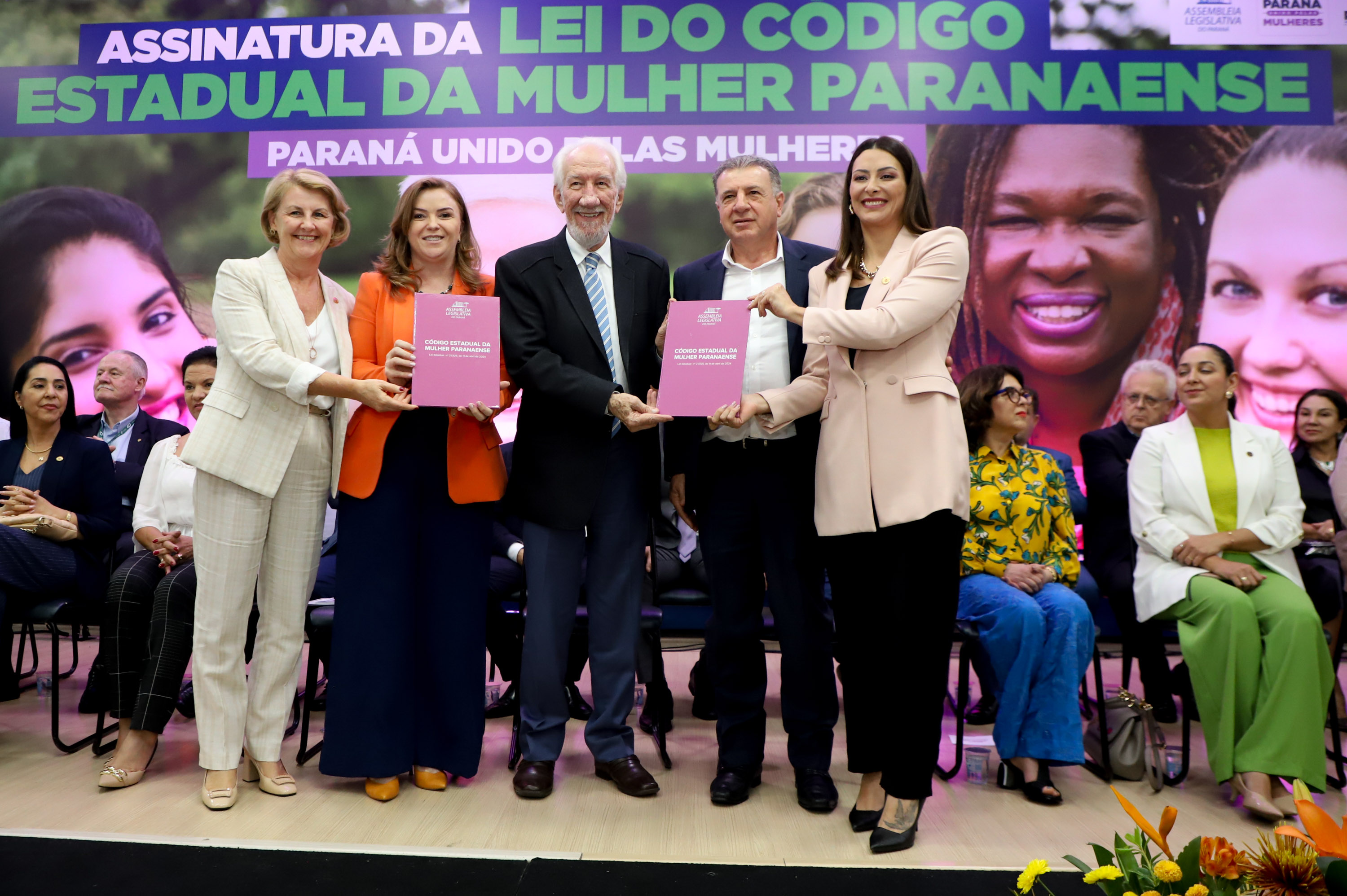 Vice Governador Darci Piana participa do lançamento do código estadual da mulher paranaense.