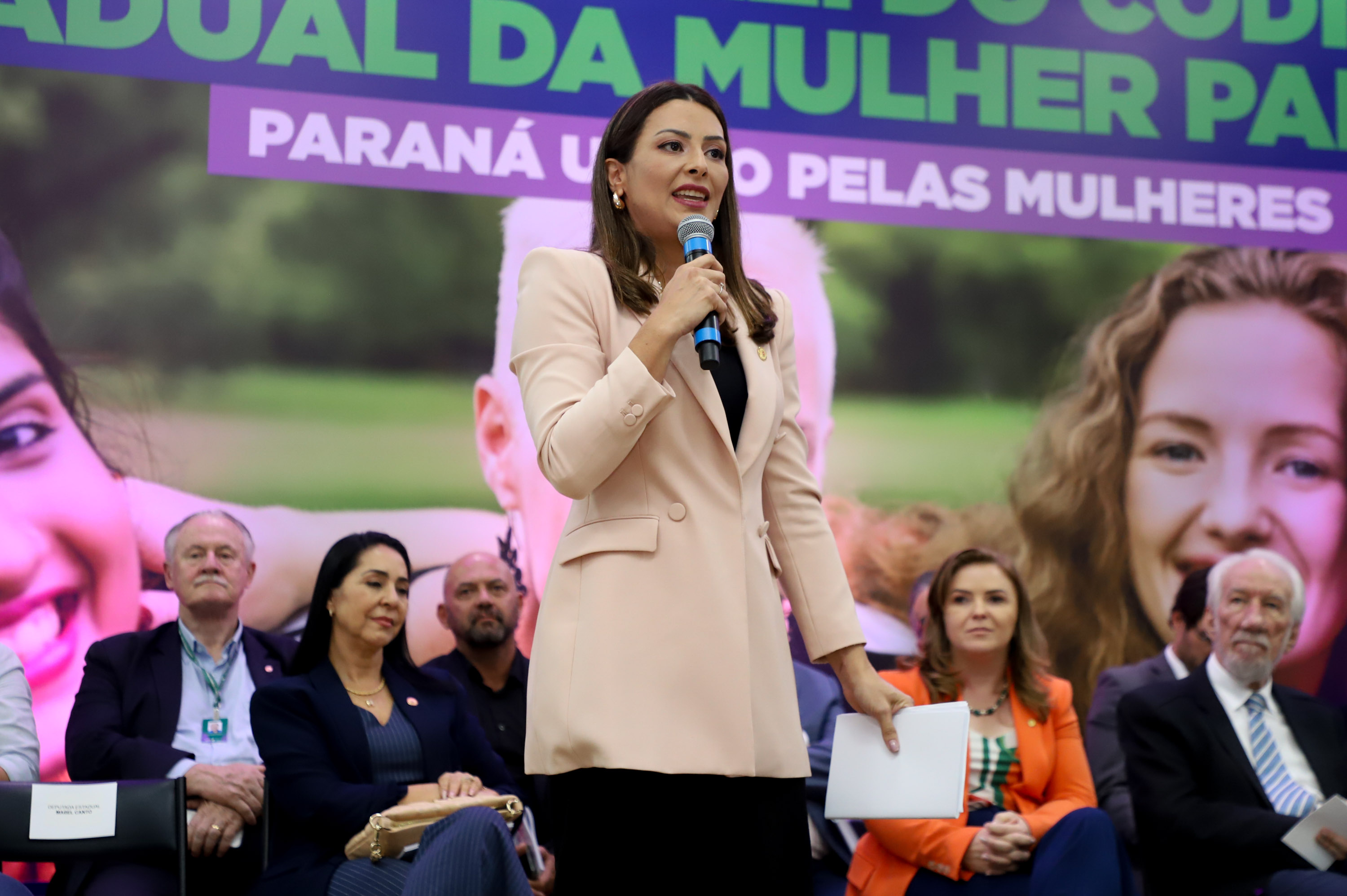 Vice Governador Darci Piana participa do lançamento do código estadual da mulher paranaense.