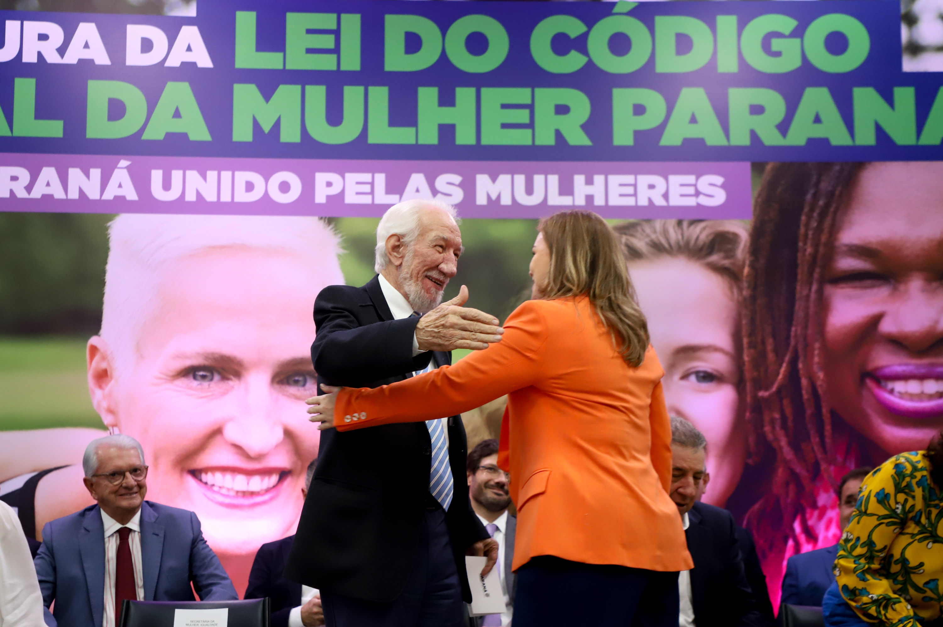 Vice Governador Darci Piana participa do lançamento do código estadual da mulher paranaense.