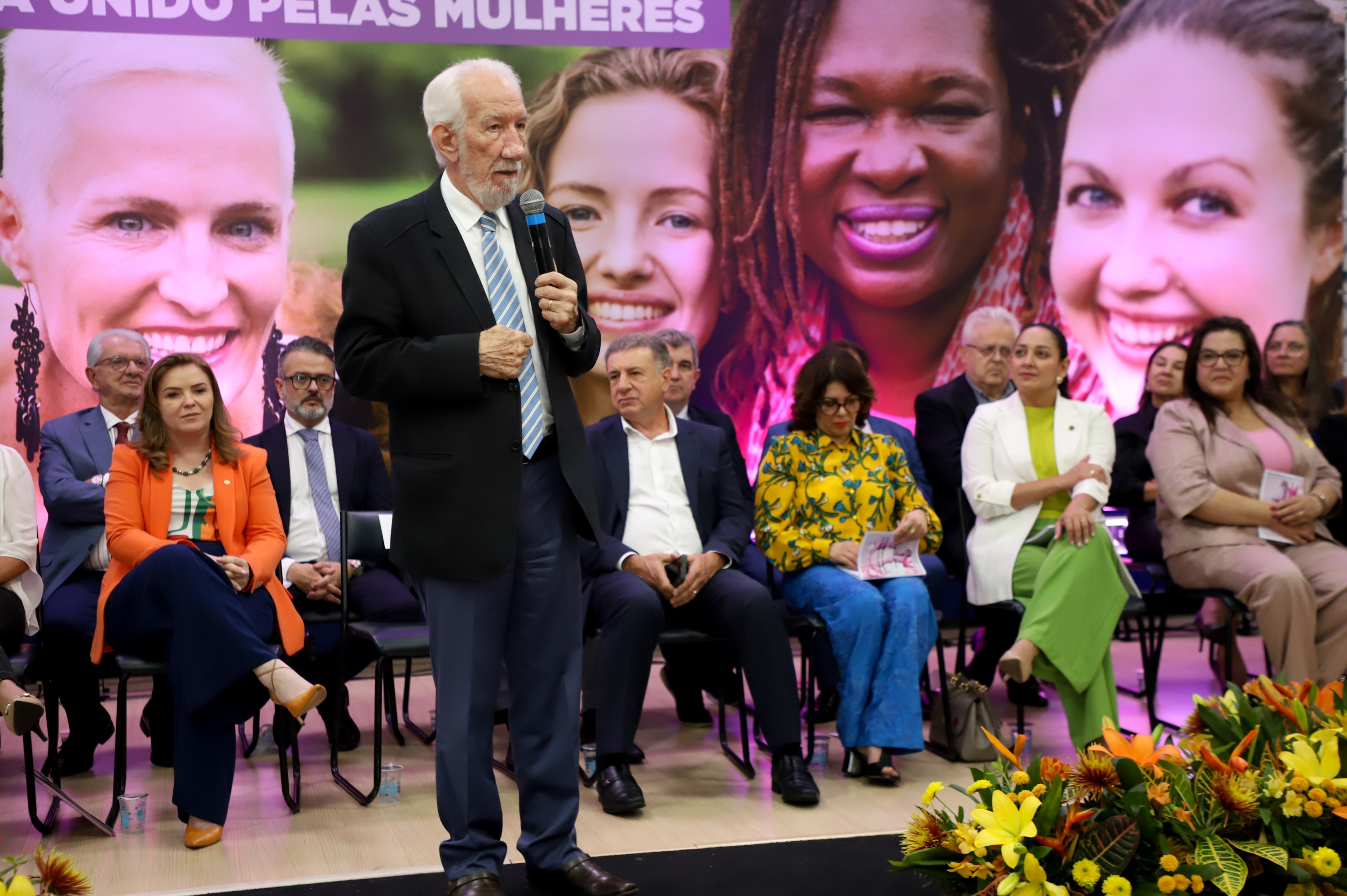 Vice Governador Darci Piana participa do lançamento do código estadual da mulher paranaense.