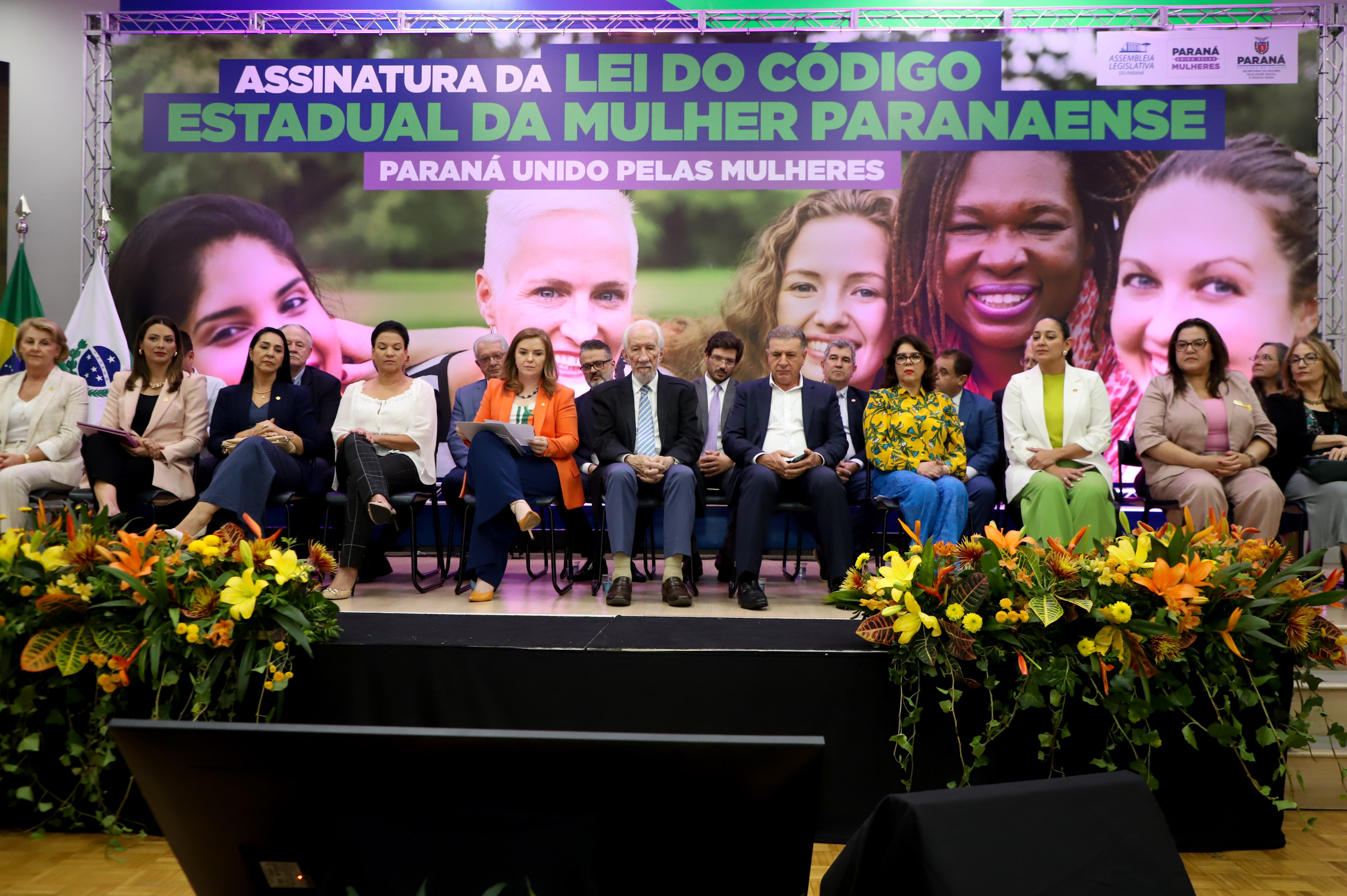 Vice Governador Darci Piana participa do lançamento do código estadual da mulher paranaense.