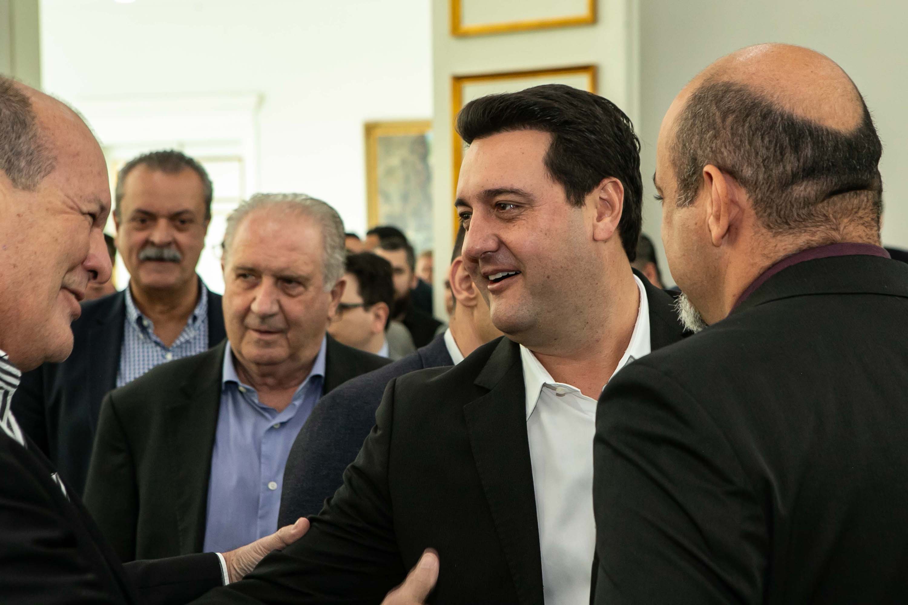 Curitiba, 24 de junho de 2024 - Governador Carlos Massa Ratinho Junior anunciou investimentos de R$ 505 milhões em energia e infraestrutura de gás canalizado para acelarar o crescimento do Paraná.
