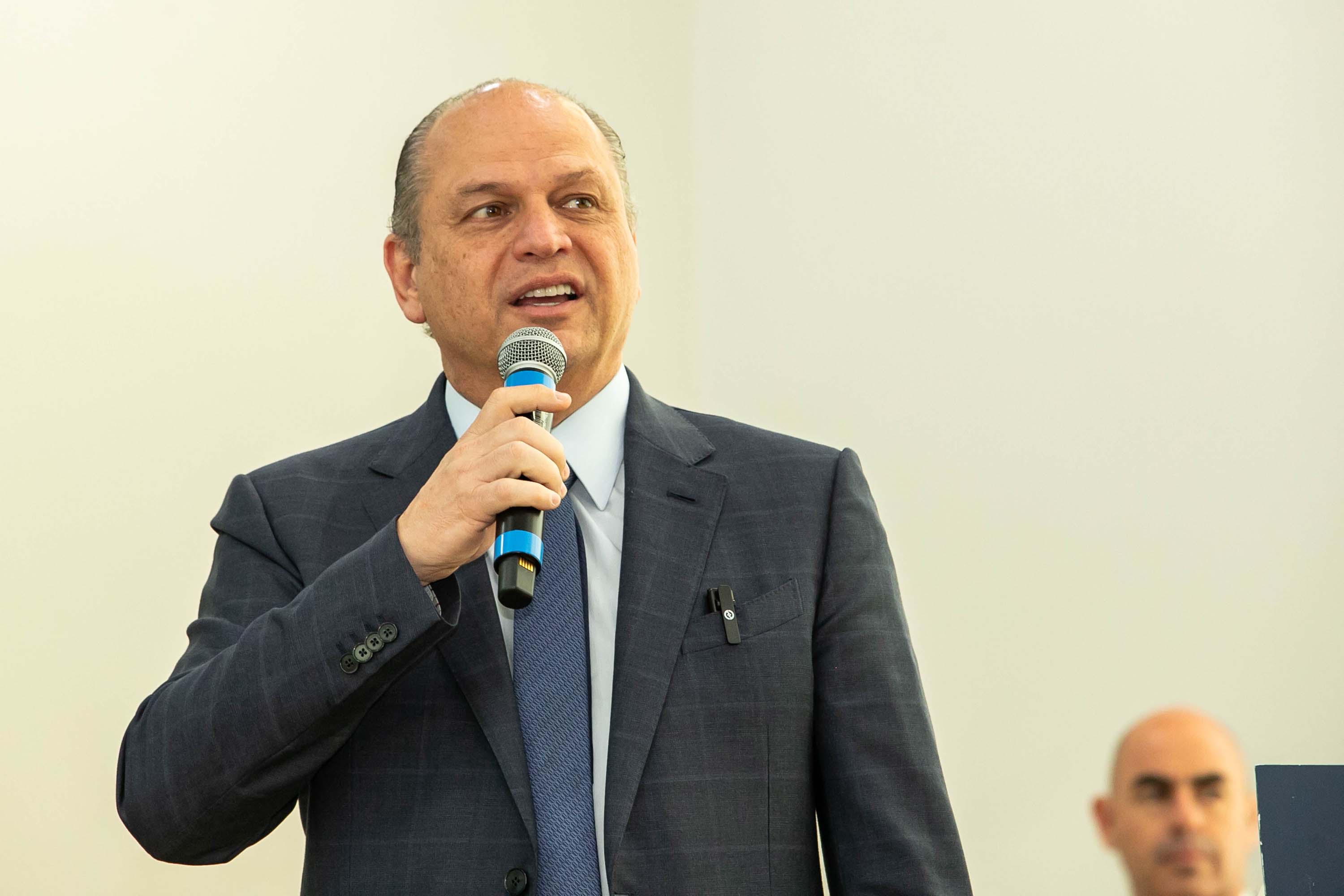 Curitiba, 24 de junho de 2024 - Governador Carlos Massa Ratinho Junior anunciou investimentos de R$ 505 milhões em energia e infraestrutura de gás canalizado para acelarar o crescimento do Paraná.