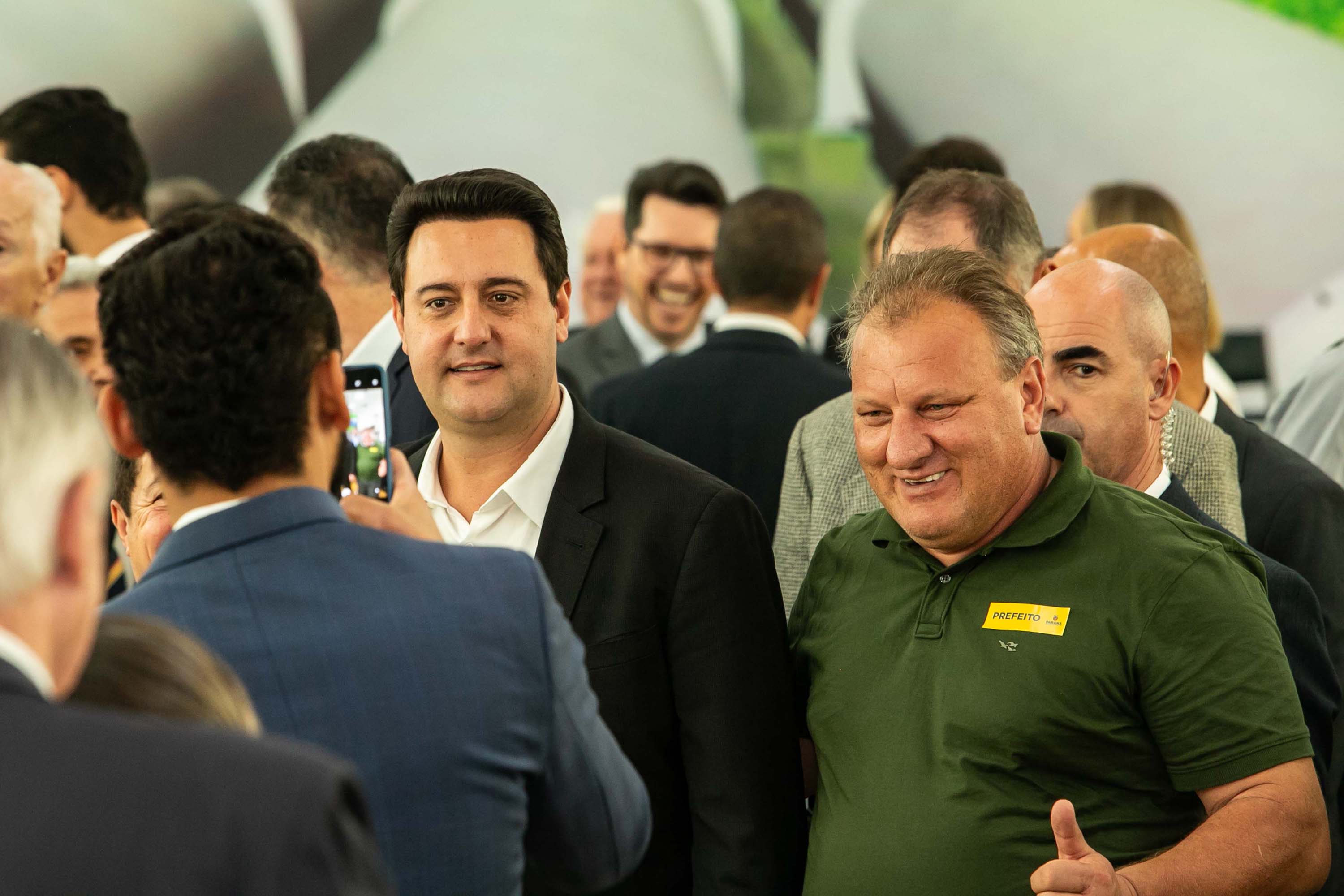 Curitiba, 24 de junho de 2024 - Governador Carlos Massa Ratinho Junior anunciou investimentos de R$ 505 milhões em energia e infraestrutura de gás canalizado para acelarar o crescimento do Paraná.