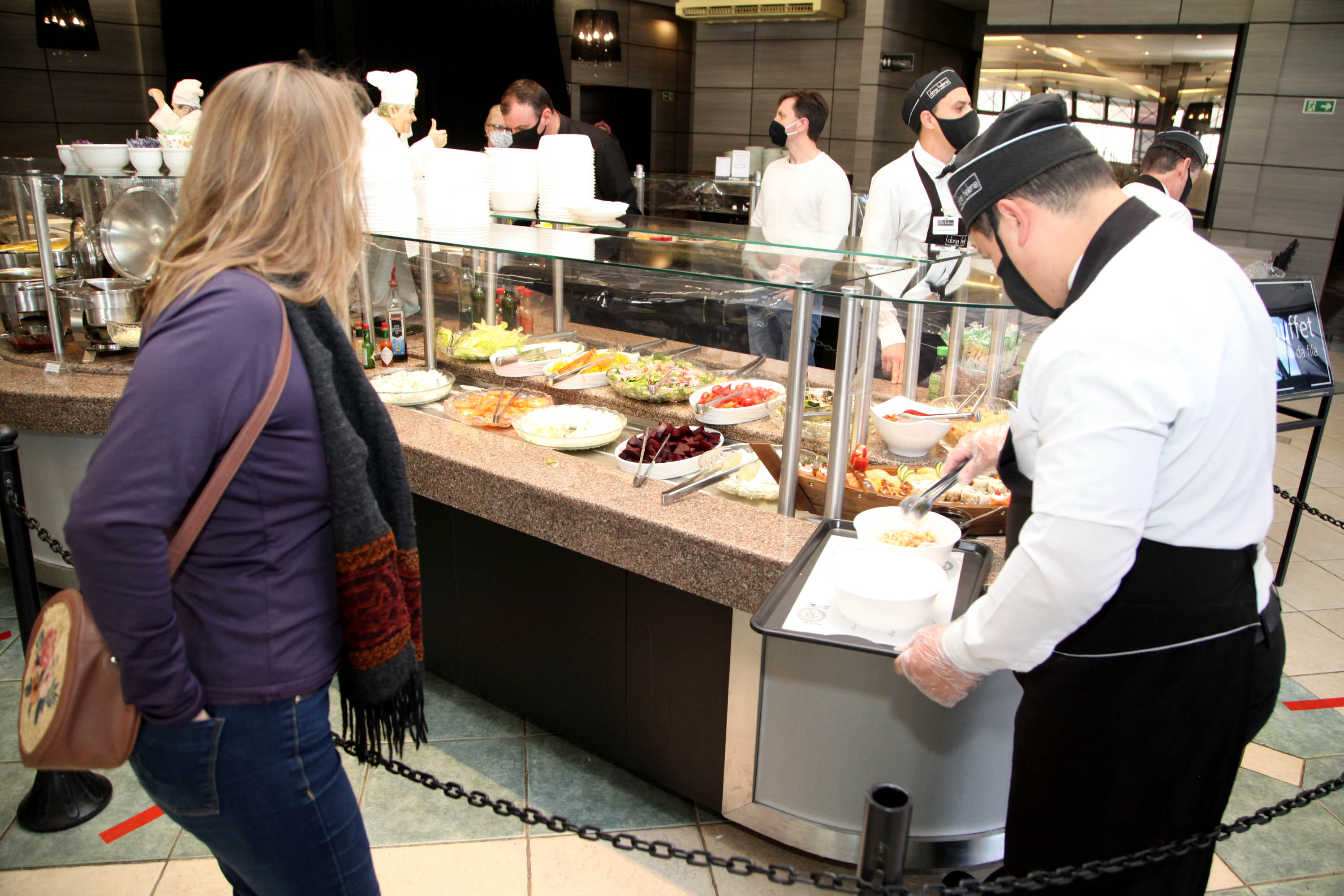 Com R$ 156 bilhões, Paraná tem a maior receita bruta de serviços do Sul do Brasil