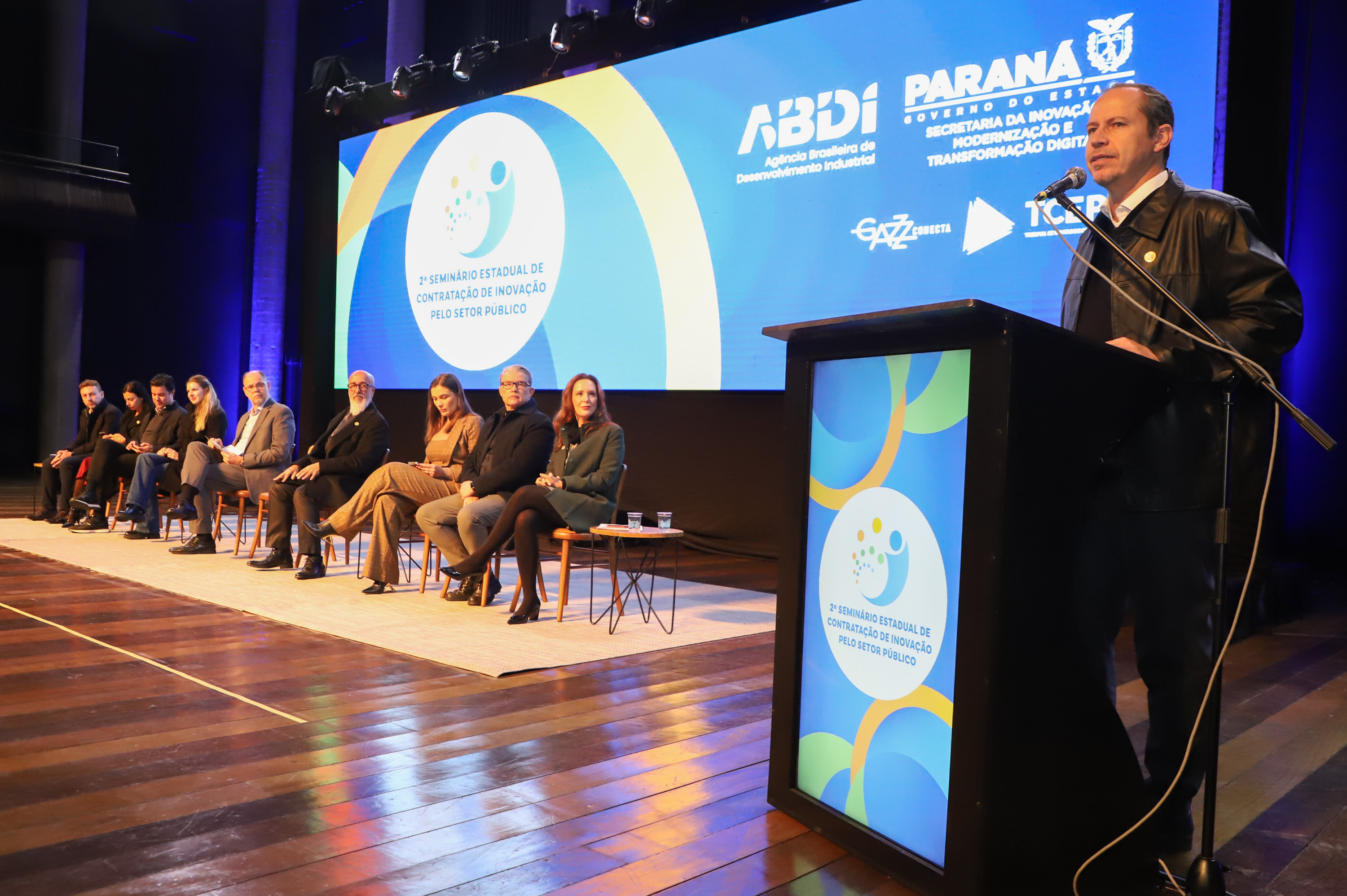 O Governo do Estado, por meio da Secretaria da Inovação, Modernização e Transformação Digital (SEI), apresentou nesta terça-feira (13) novidades voltadas à inovação: a criação de um novo hub para Govtechs e um acordo de colaboração com a Agência Brasileira de Desenvolvimento Industrial (ABDI), do governo federal, que dará apoio técnico especializado para futuras contratações do Estado em Pesquisa e Desenvolvimento (P&D).