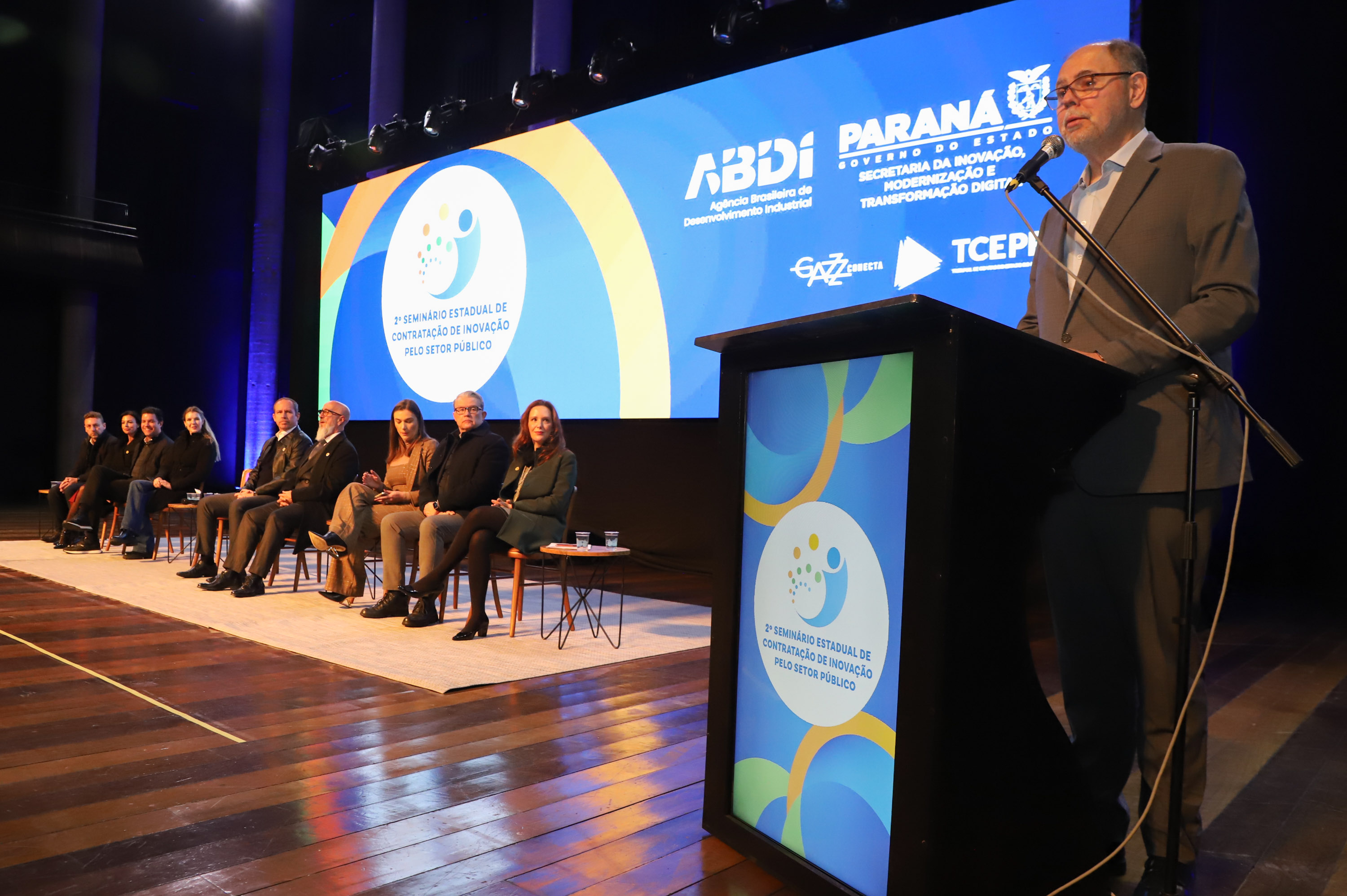 O Governo do Estado, por meio da Secretaria da Inovação, Modernização e Transformação Digital (SEI), apresentou nesta terça-feira (13) novidades voltadas à inovação: a criação de um novo hub para Govtechs e um acordo de colaboração com a Agência Brasileira de Desenvolvimento Industrial (ABDI), do governo federal, que dará apoio técnico especializado para futuras contratações do Estado em Pesquisa e Desenvolvimento (P&D).