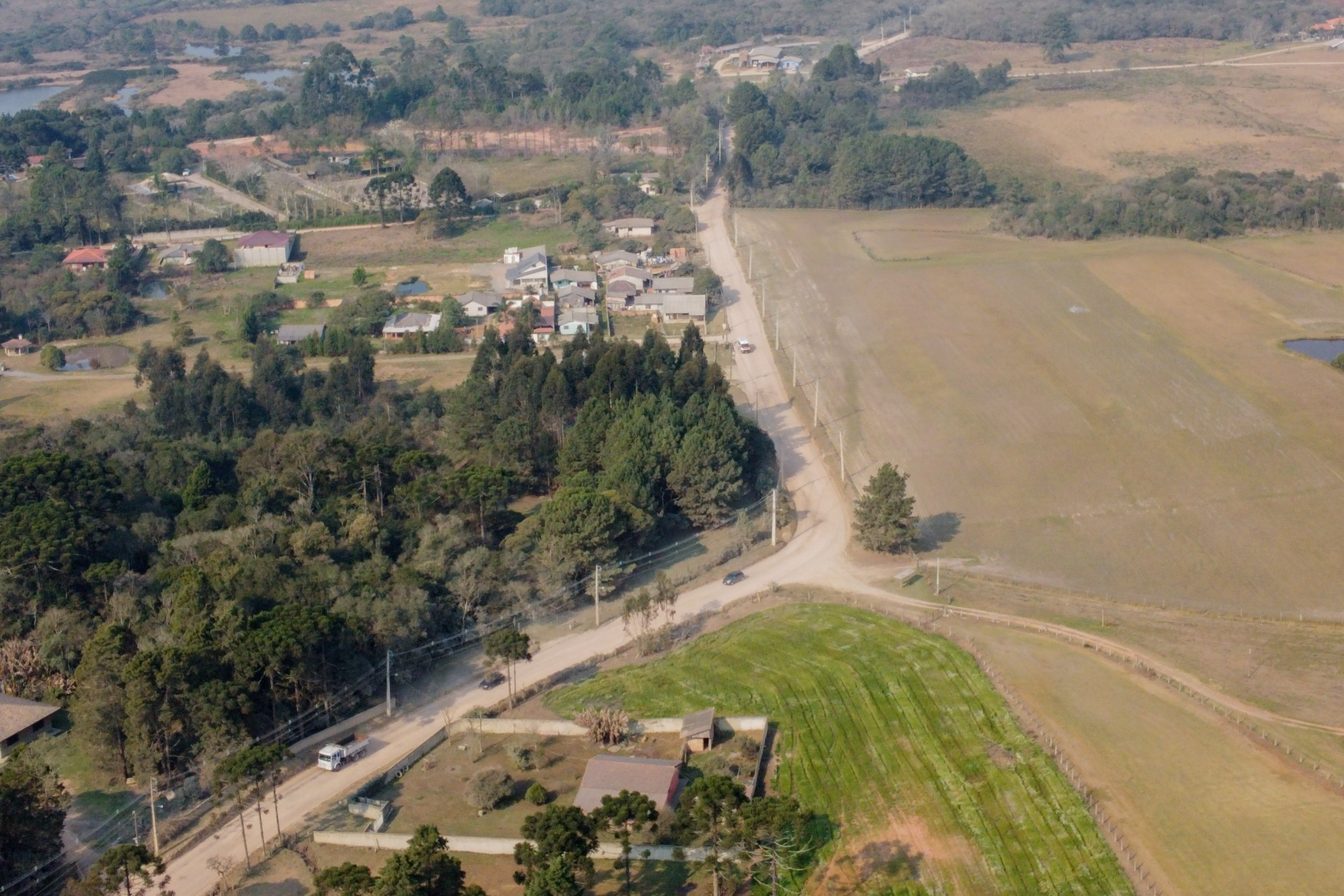 Estrada que liga São José dos Pinhais a Mandirituba
