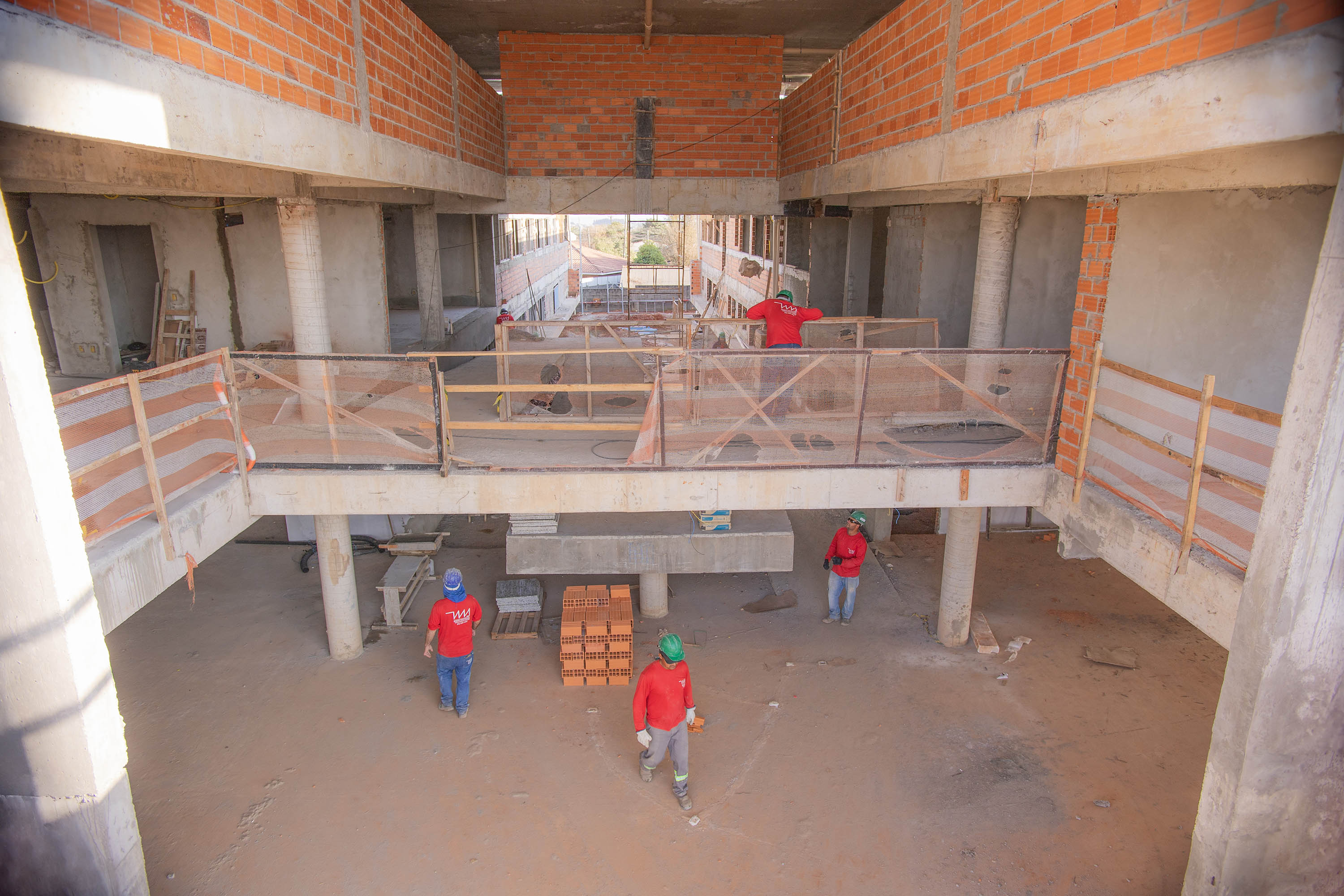 Ambulatório Médico de Especialidades (AME) Universitário de Ponta Grossa já atingiu 36% de execução da obra.