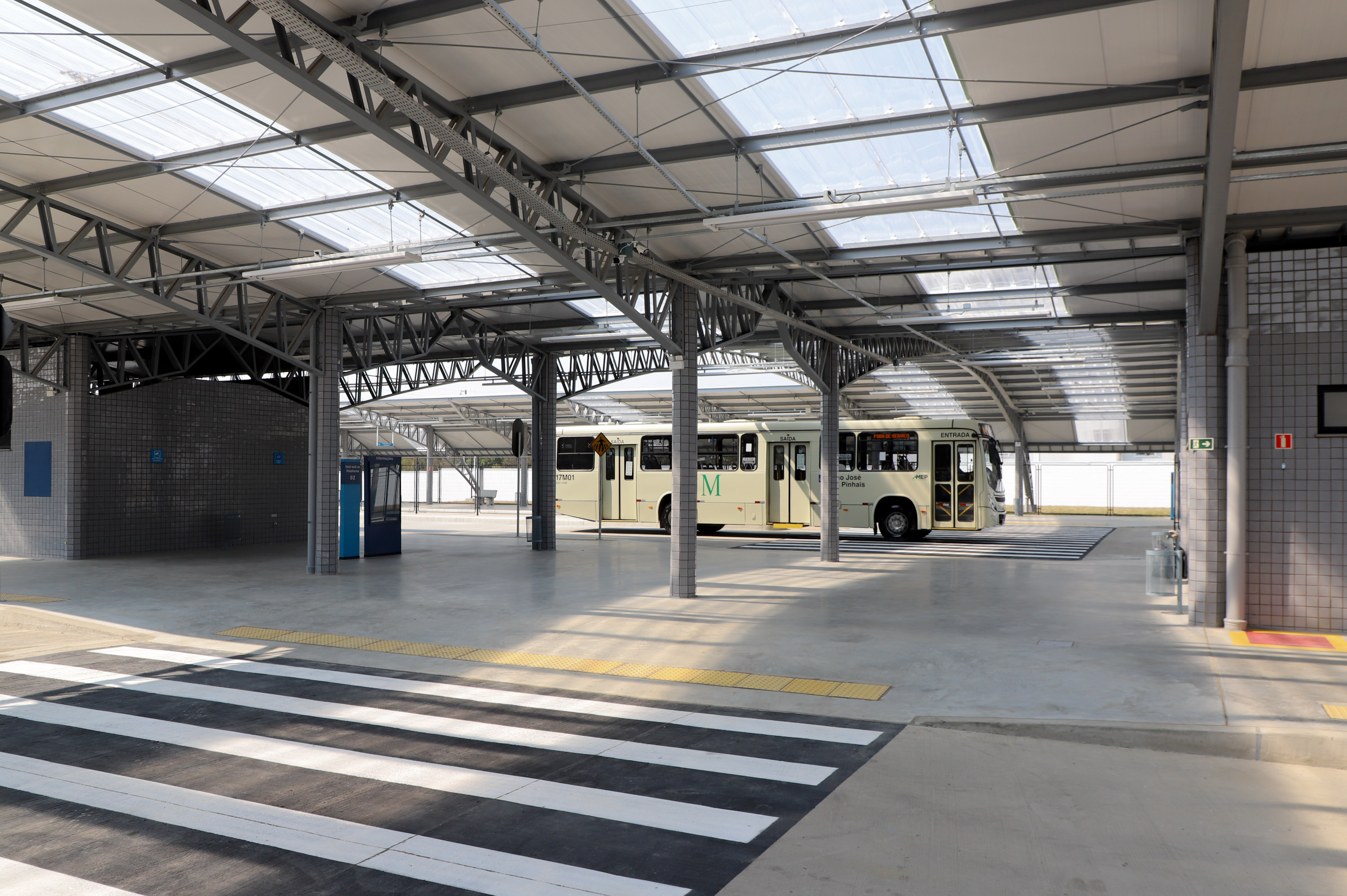 Terminal de São José dos Pinhais.