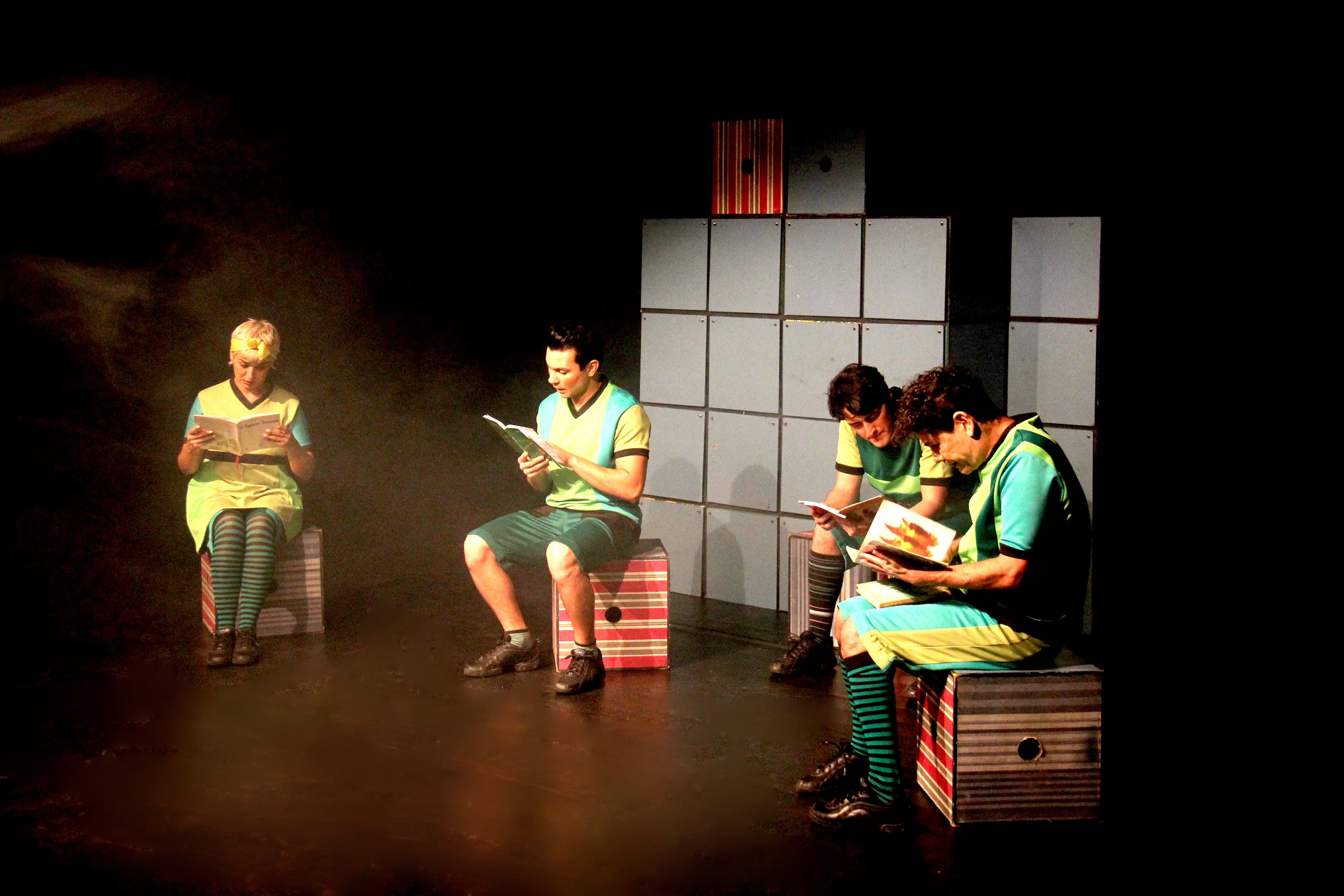 Centro Cultural Teatro Guaíra - Guairão - Espetáculo Lendas Brasileiras – De 11 a 15 de outubro, está em cartaz o espetáculo “Lendas Brasileiras”, realizado pelo Balé Teatro Guaíra em parceria com a Orquestra Sinfônica do Paraná