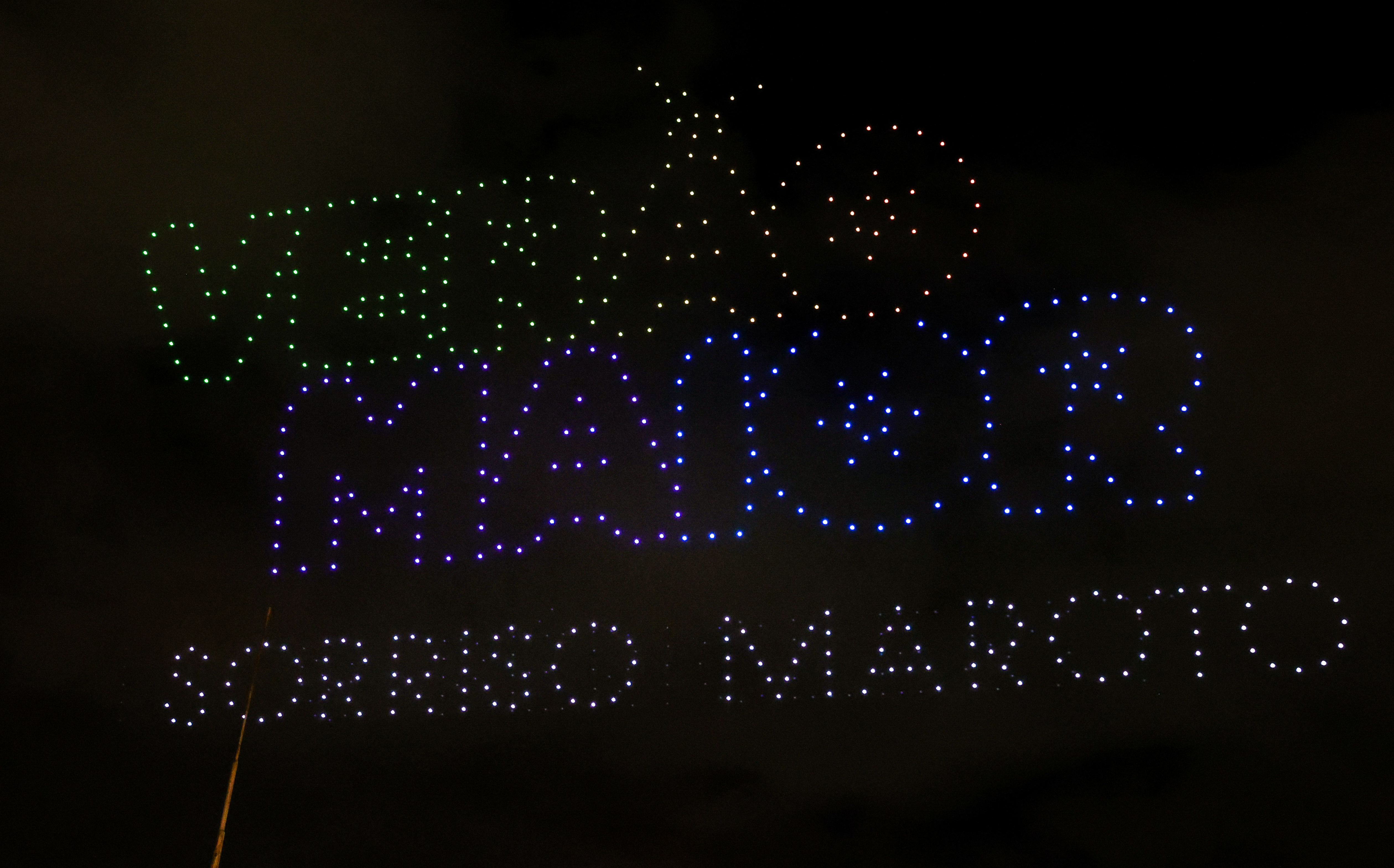 Com o céu iluminado por mais de 600 drones, o Governo do Estado deu o pontapé inicial para a maior edição da história do Verão Maior Paraná.. A cerimônia de lançamento, que aconteceu nesta quarta-feira (27), contou com a presença do governador Carlos Massa Ratinho Junior.