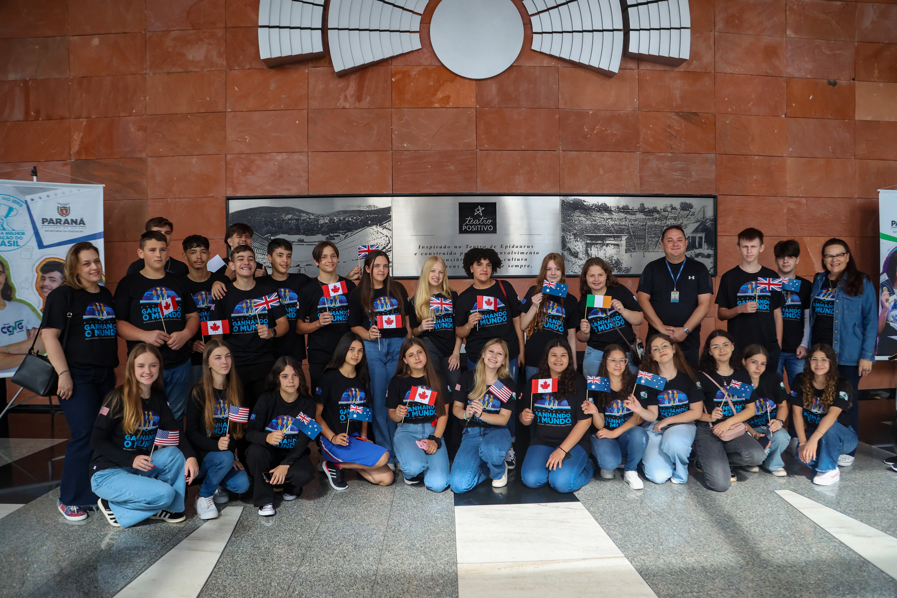 Ao todo, 150 estudantes viajam para a Irlanda, 150 para o Reino Unido, 200 para a Nova Zelândia, 200 para a Austrália e 500 para o Canadá. Outros 100 estudantes de escolas agrícolas do Paraná viajarão para os Estados Unidos.