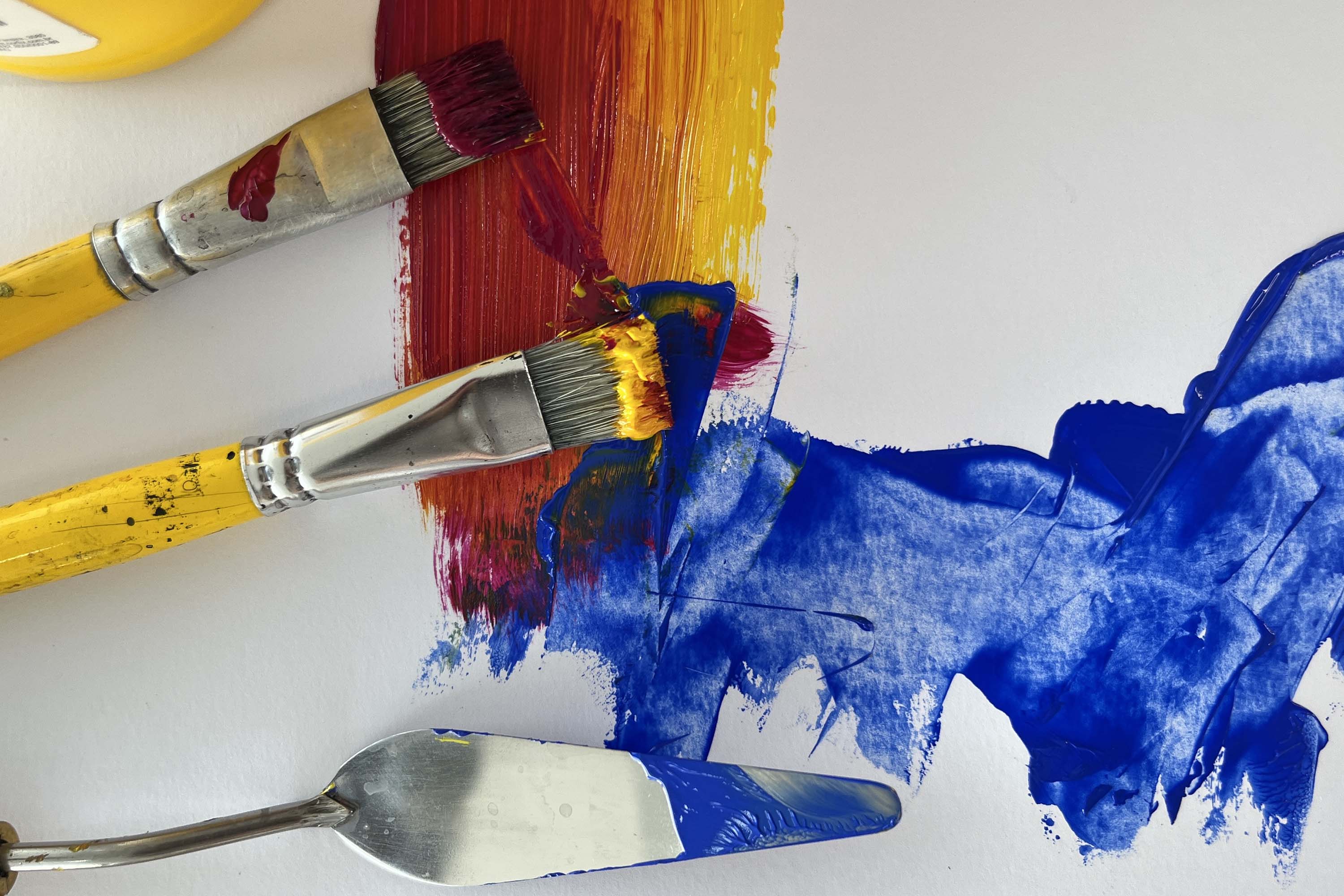 Oficinas, espetáculos no Teatro Guaíra e nova exposição marcam a agenda cultural