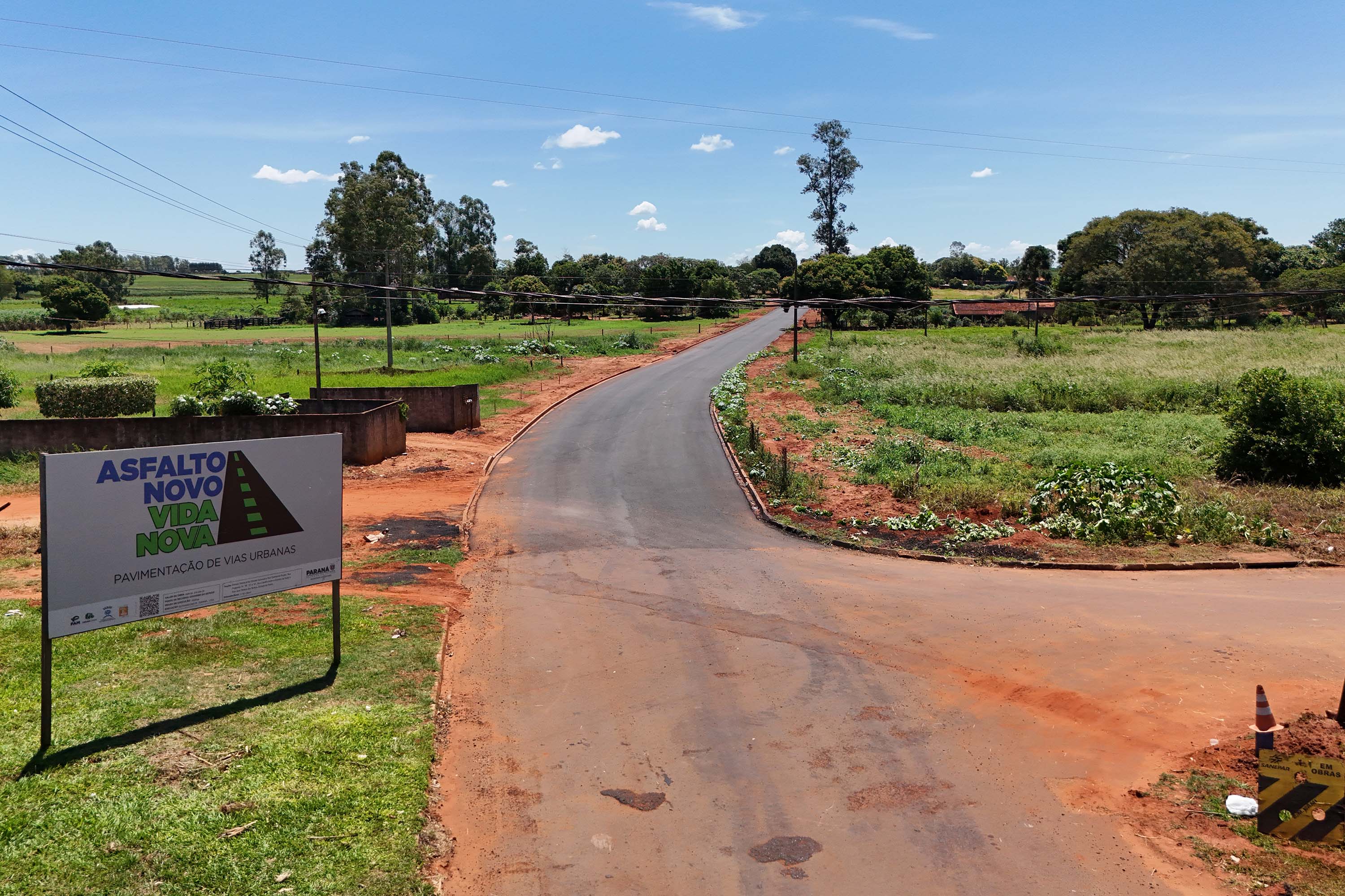 Estado já aplicou R$ 1,7 bilhão em obras e melhorias nos municípios do Paraná em 2024