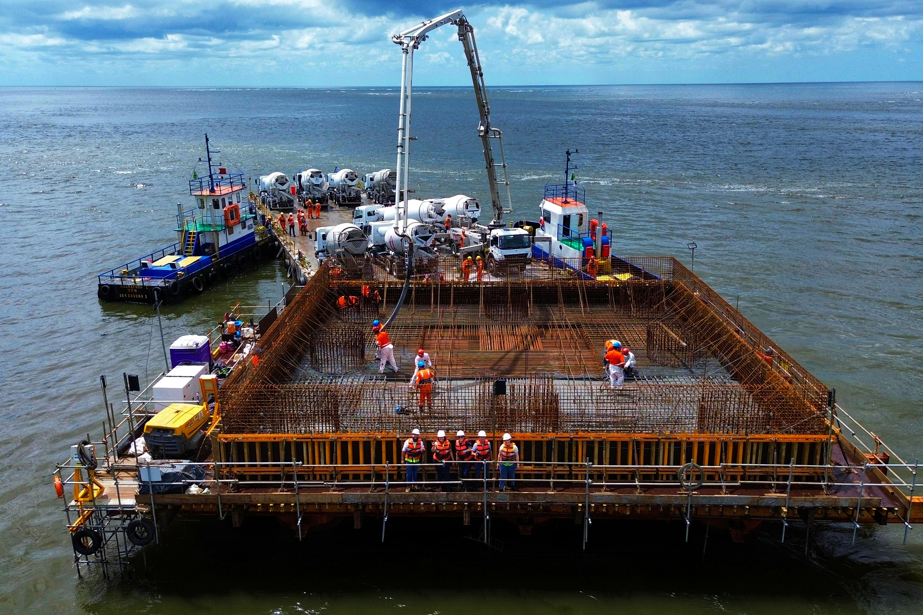 A obra já utilizou mais de 2 mil toneladas de aço e 13.150 metros cúbicos de concreto. Foto: Consórcio Nova Ponte