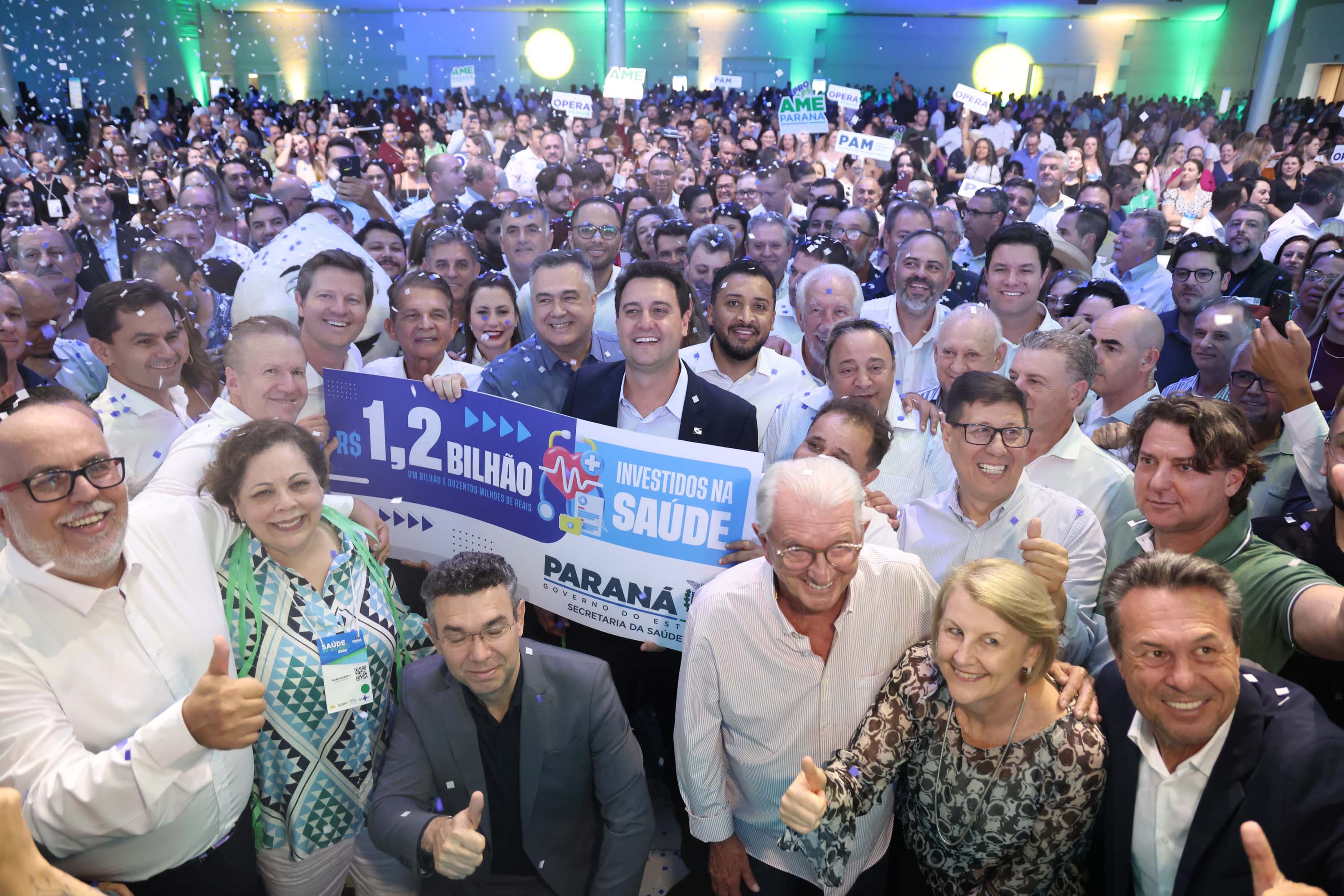 O governador Carlos Massa Ratinho Junior anunciou nesta quinta-feira (13) a liberação de R$ 1,2 bilhão para a saúde pública do Estado, durante o evento Saúde em Movimento, em Foz do Iguaçu, na região Oeste.
