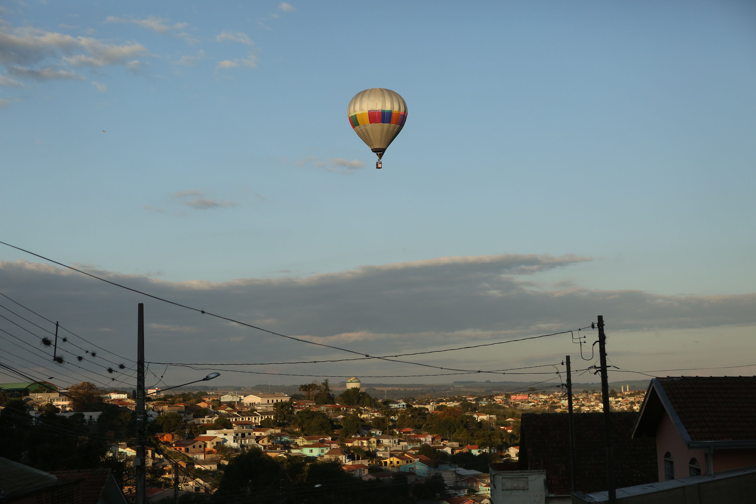 Atrações do frio: arraiás, festas da tainha e do feijão e tradições regionais movimentam o turismo