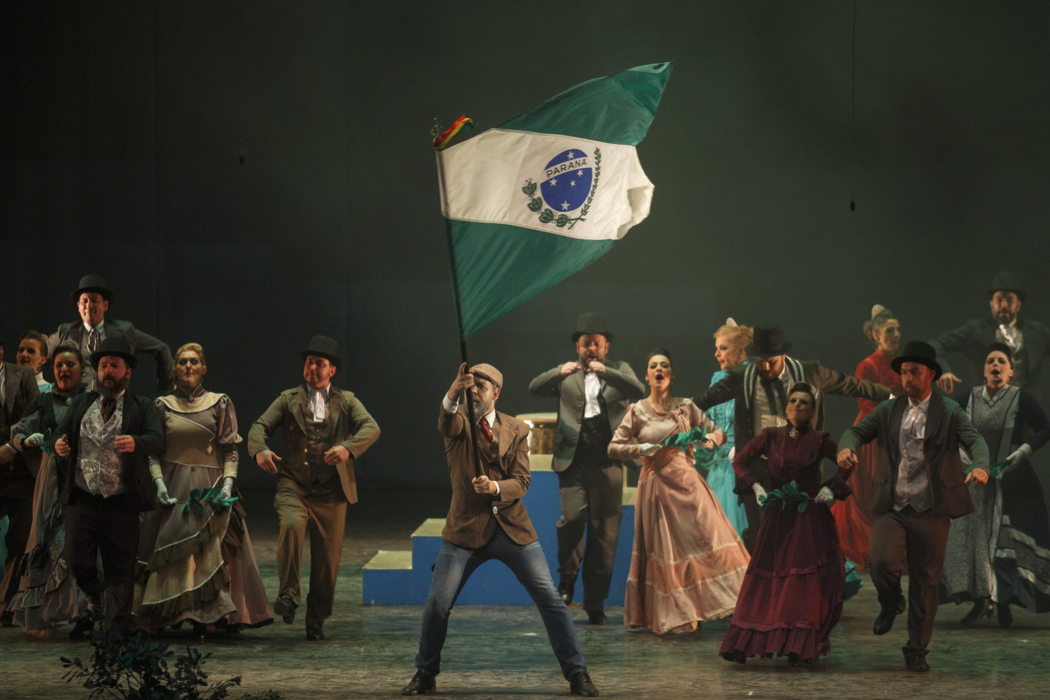 Atrações do frio: arraiás, festas da tainha e do feijão e tradições regionais movimentam o turismo