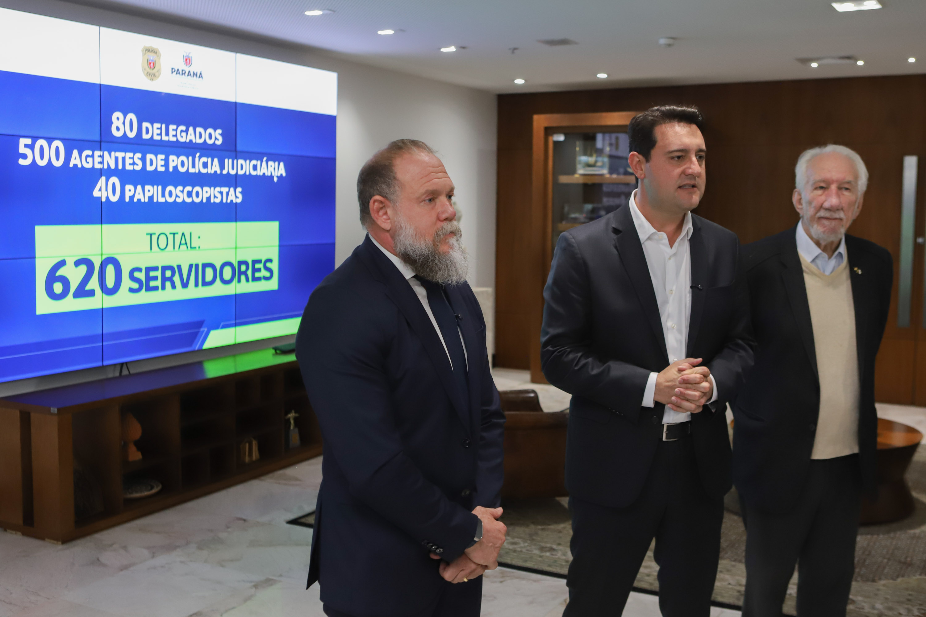 Ratinho Junior anuncia contratação de 620 policiais para reforçar o quadro da Polícia Civil Foto: Ari Dias/AEN