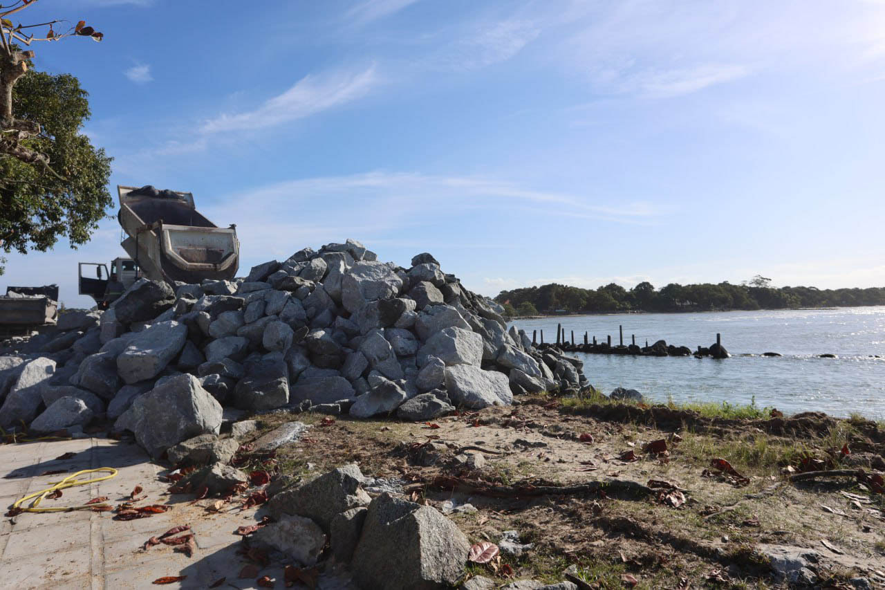 Revitalização da estrutura marítima busca solucionar problemas ambientais na região onde o Canal Artificial do Departamento Nacional de Obras e Saneamento (DNOS) encontra a Baía de Paranaguá