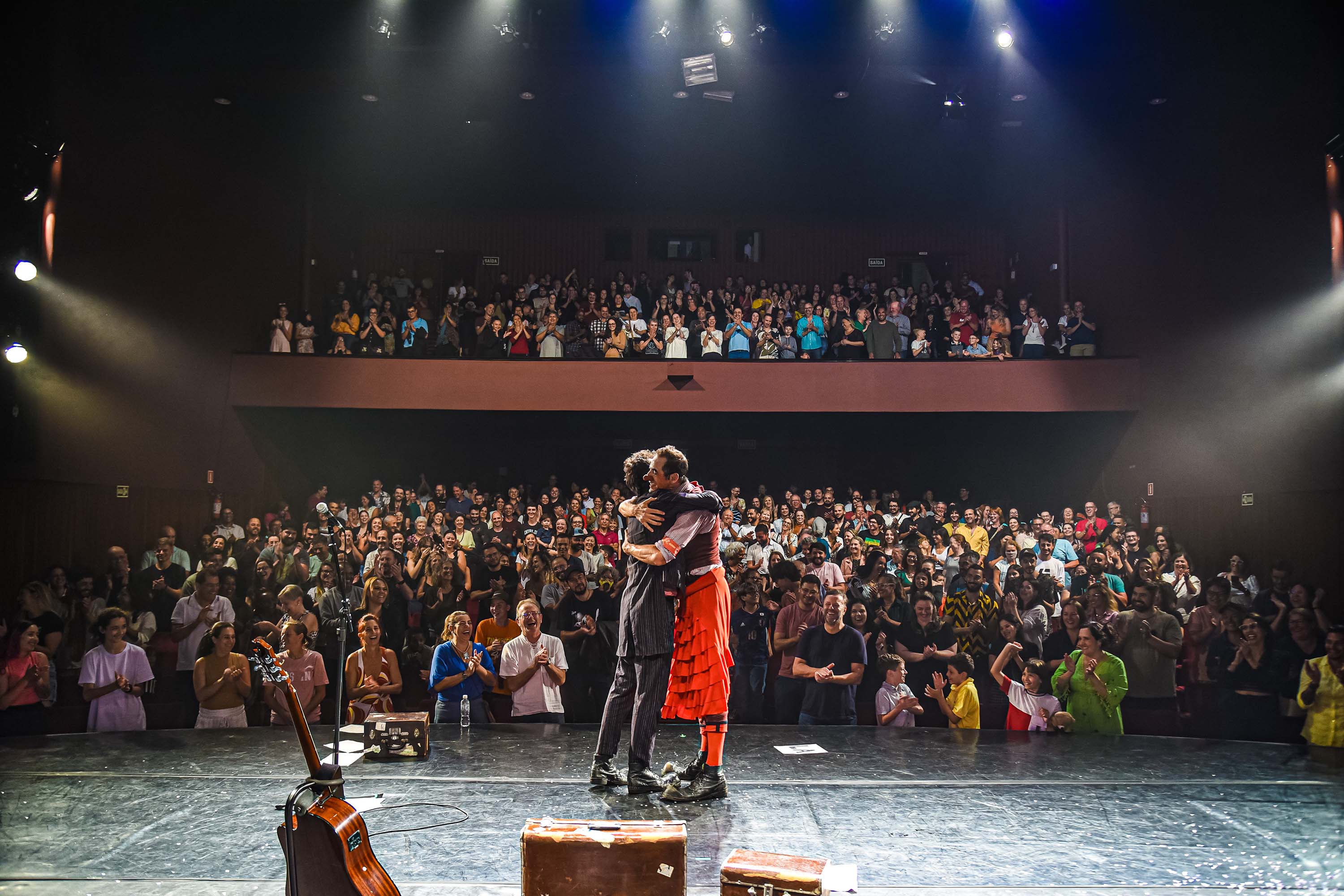 Jorge Aragão, Blindagem, Primavera dos Museus e peças teatrais agitam a agenda cultural