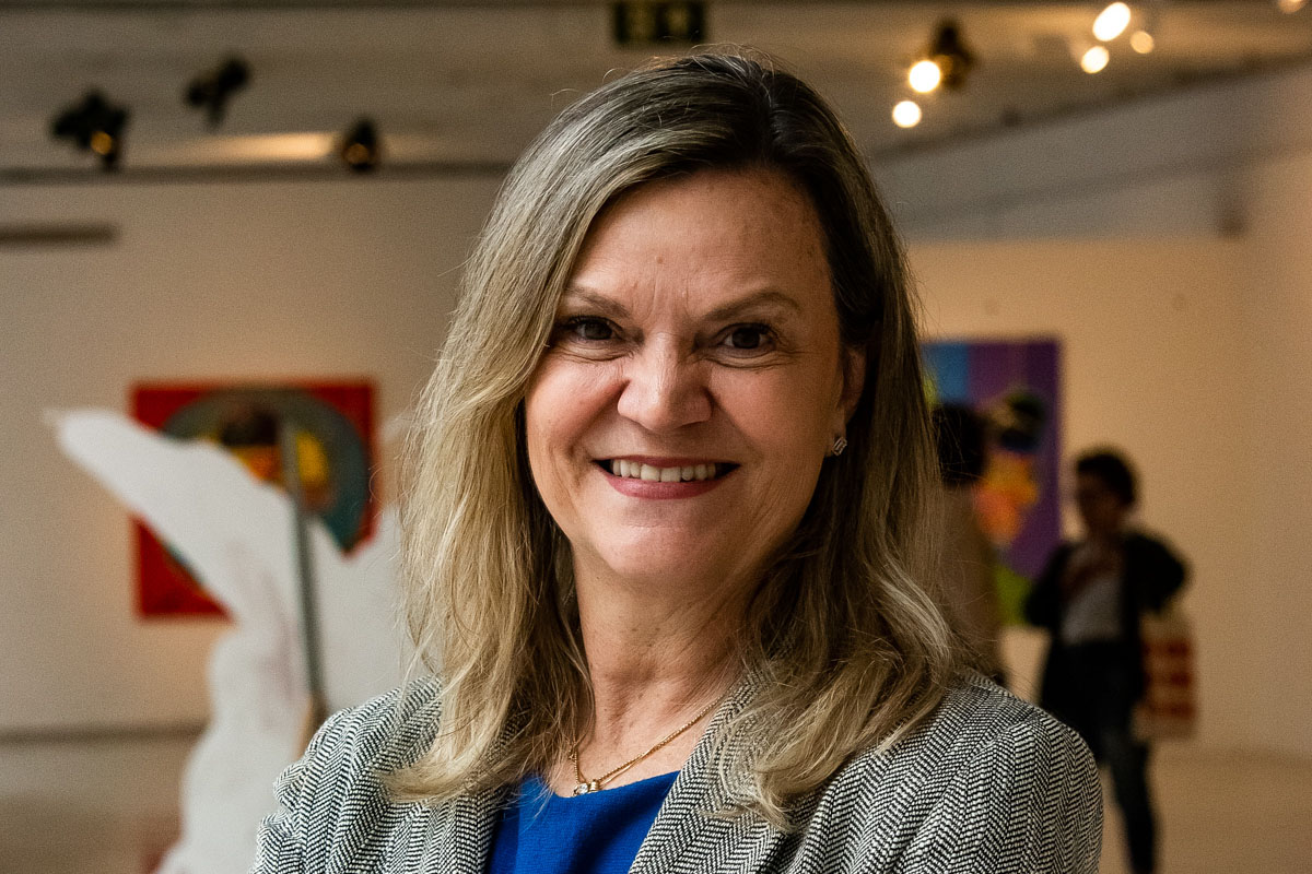 Jorge Aragão, Blindagem, Primavera dos Museus e peças teatrais agitam a agenda cultural