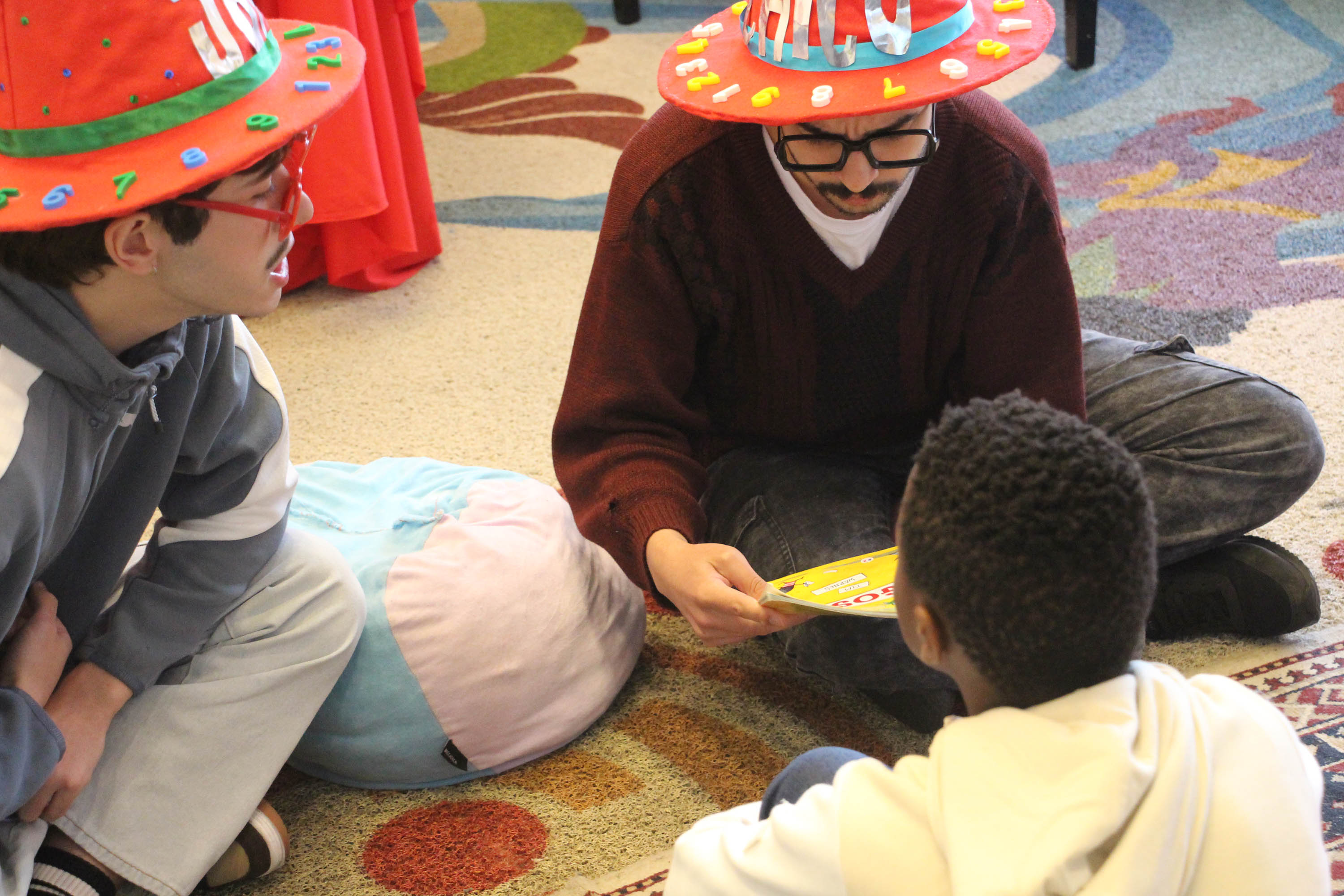 Peça para bebês e oficina com mexicano no MON estão na agenda cultural da semana
