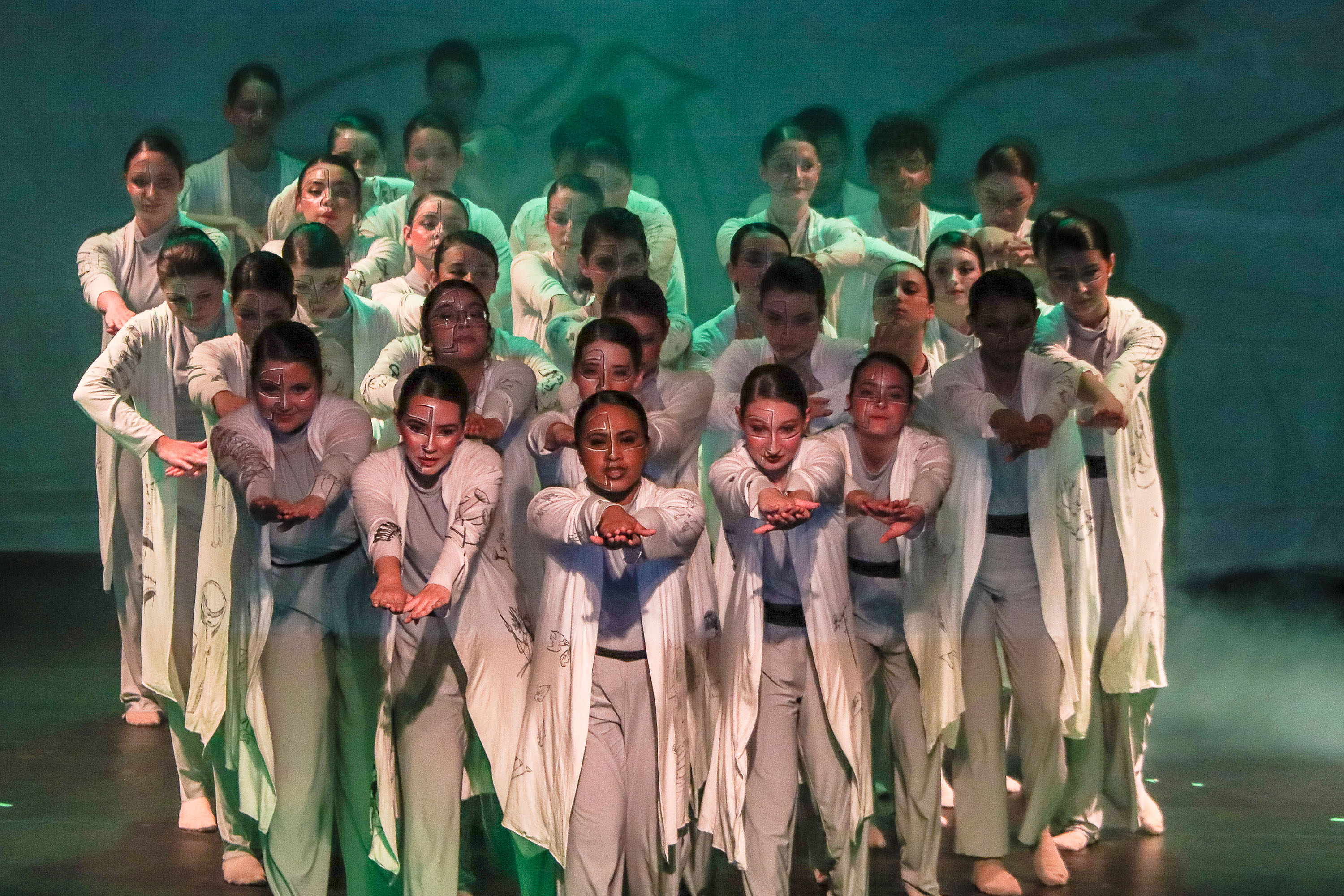 Queen, Hilda Furacão, Fagner e cinema no MON são destaques da programação cultural