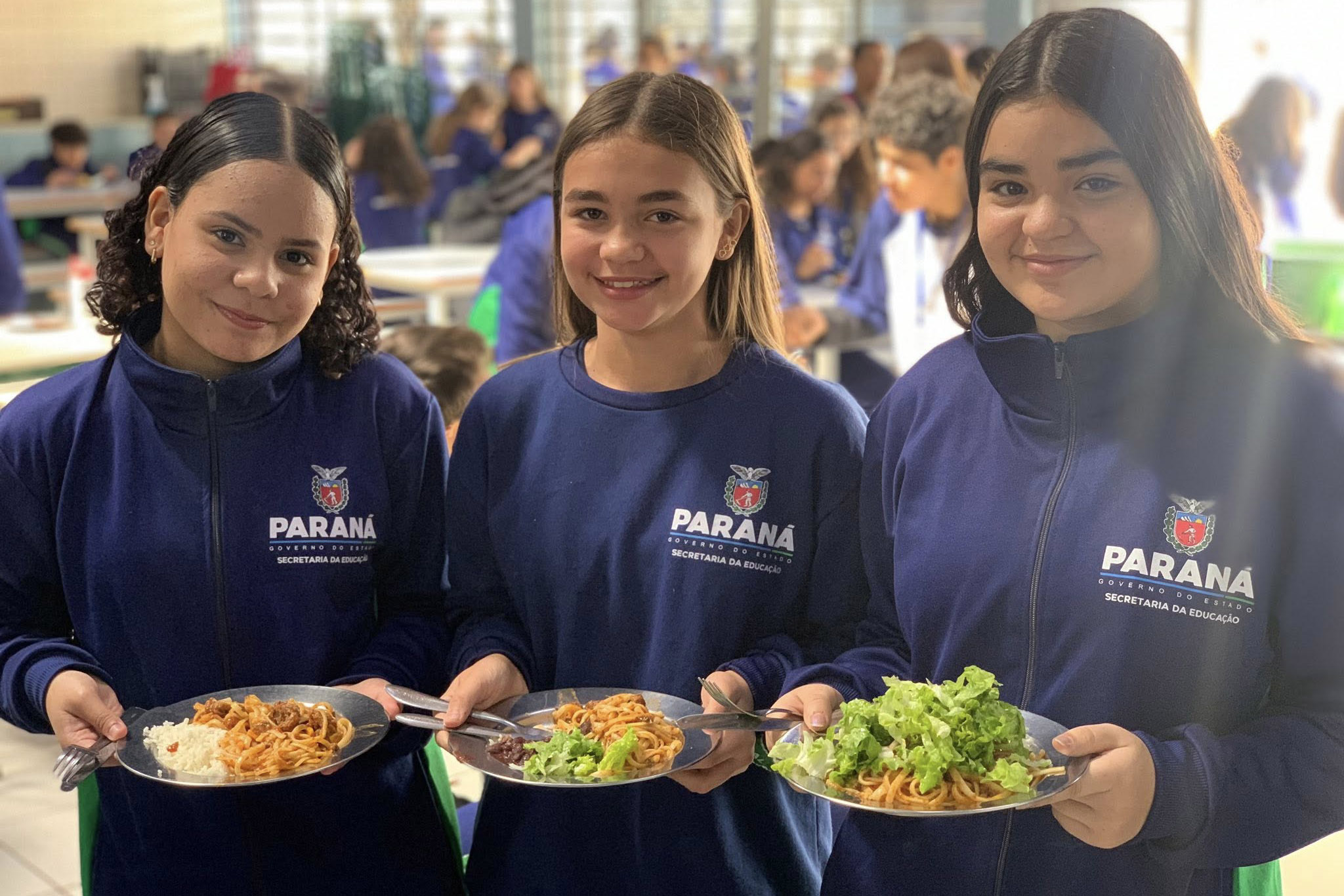 Paraná investe R$ 560 milhões por ano e garante cardápio nutritivo e variado nas escolas