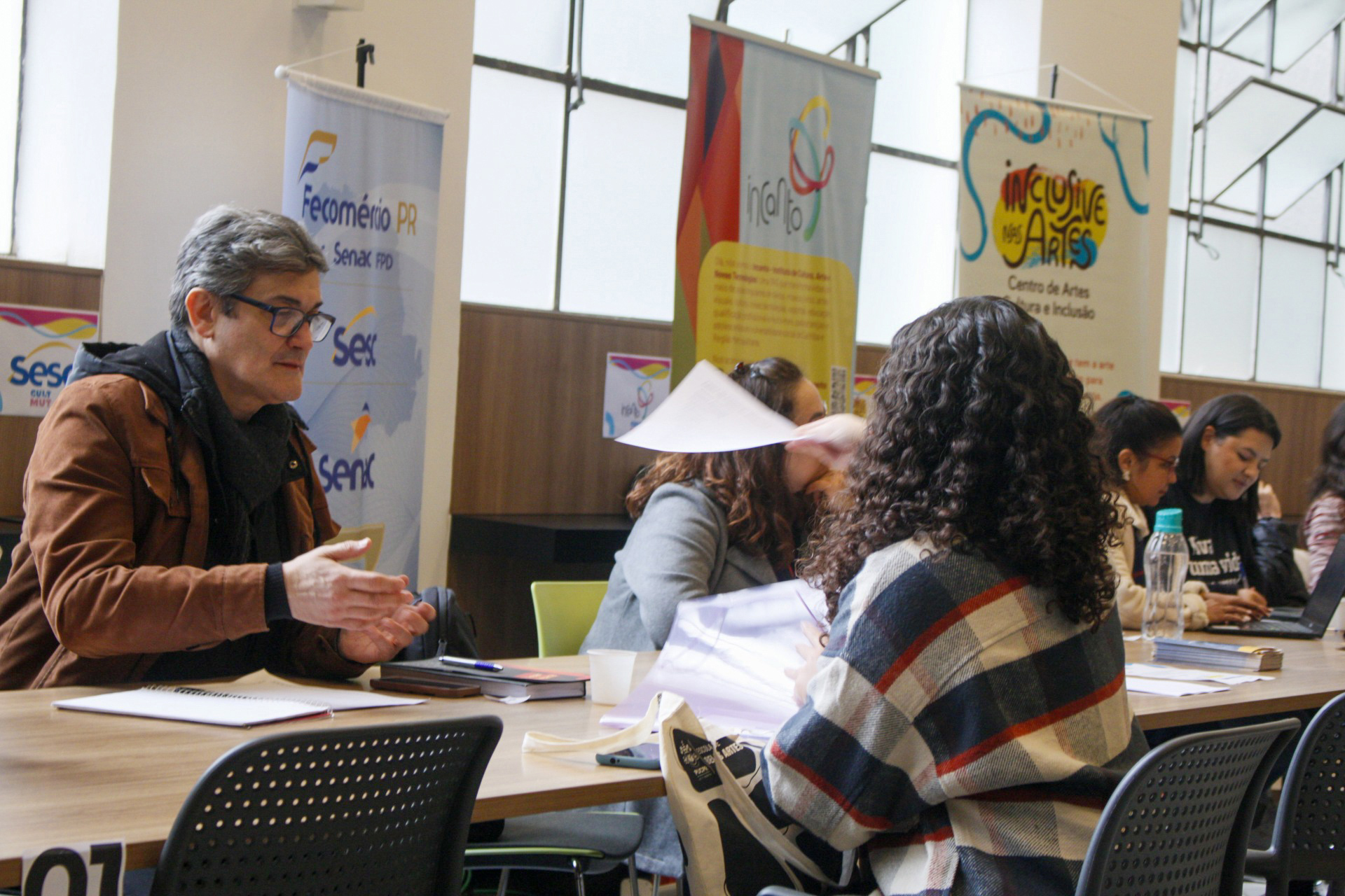 Agenda cultural tem Troféu Gralha Azul, Ney Matogrosso, Festa Literária e mostra inédita